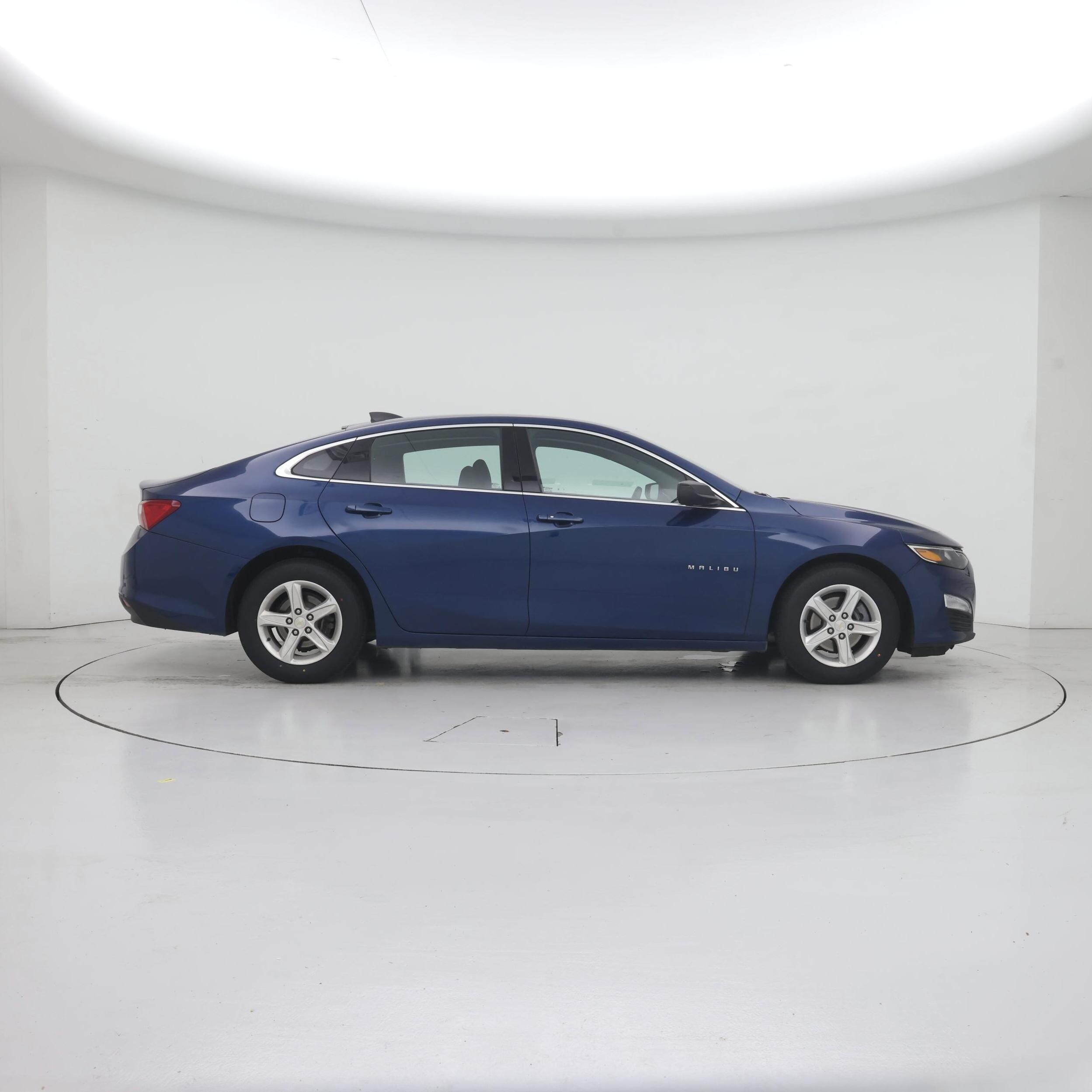 Thumbnail: 2019 Chevrolet Malibu - 7