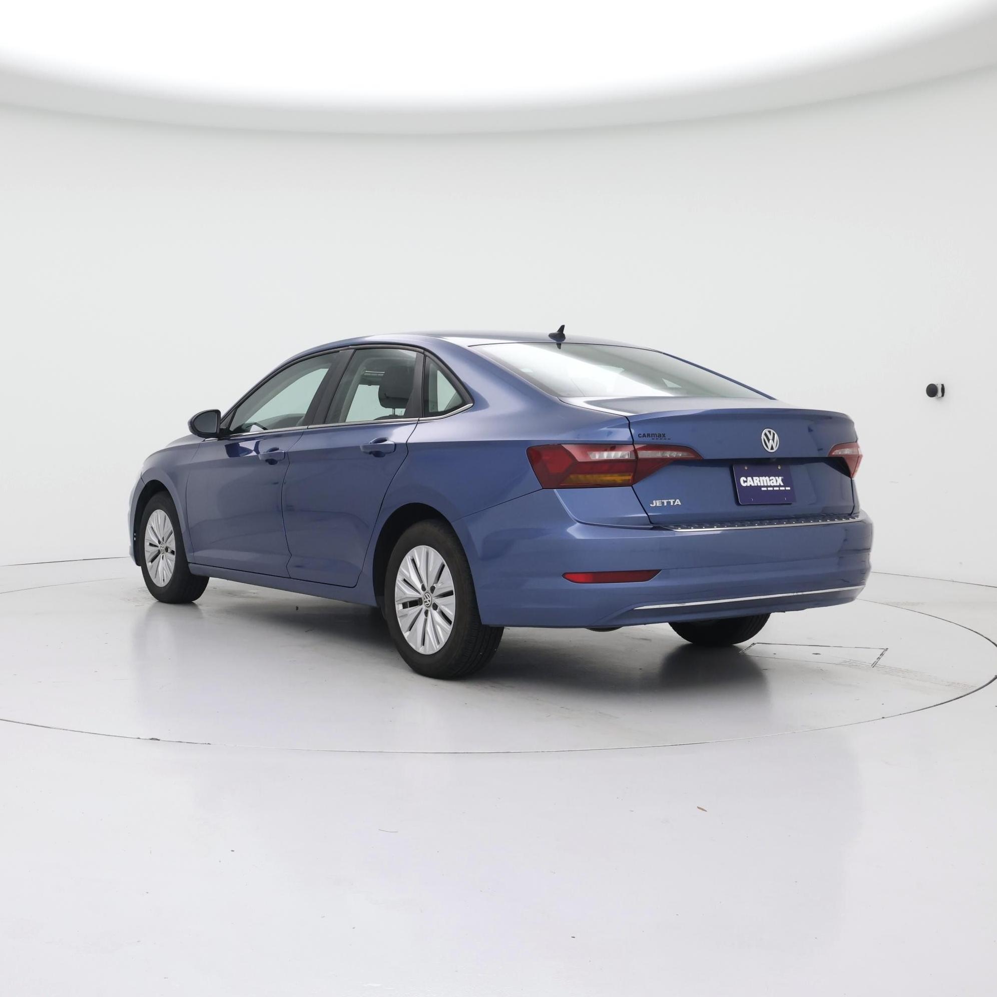Thumbnail: 2019 Volkswagen Jetta - 2