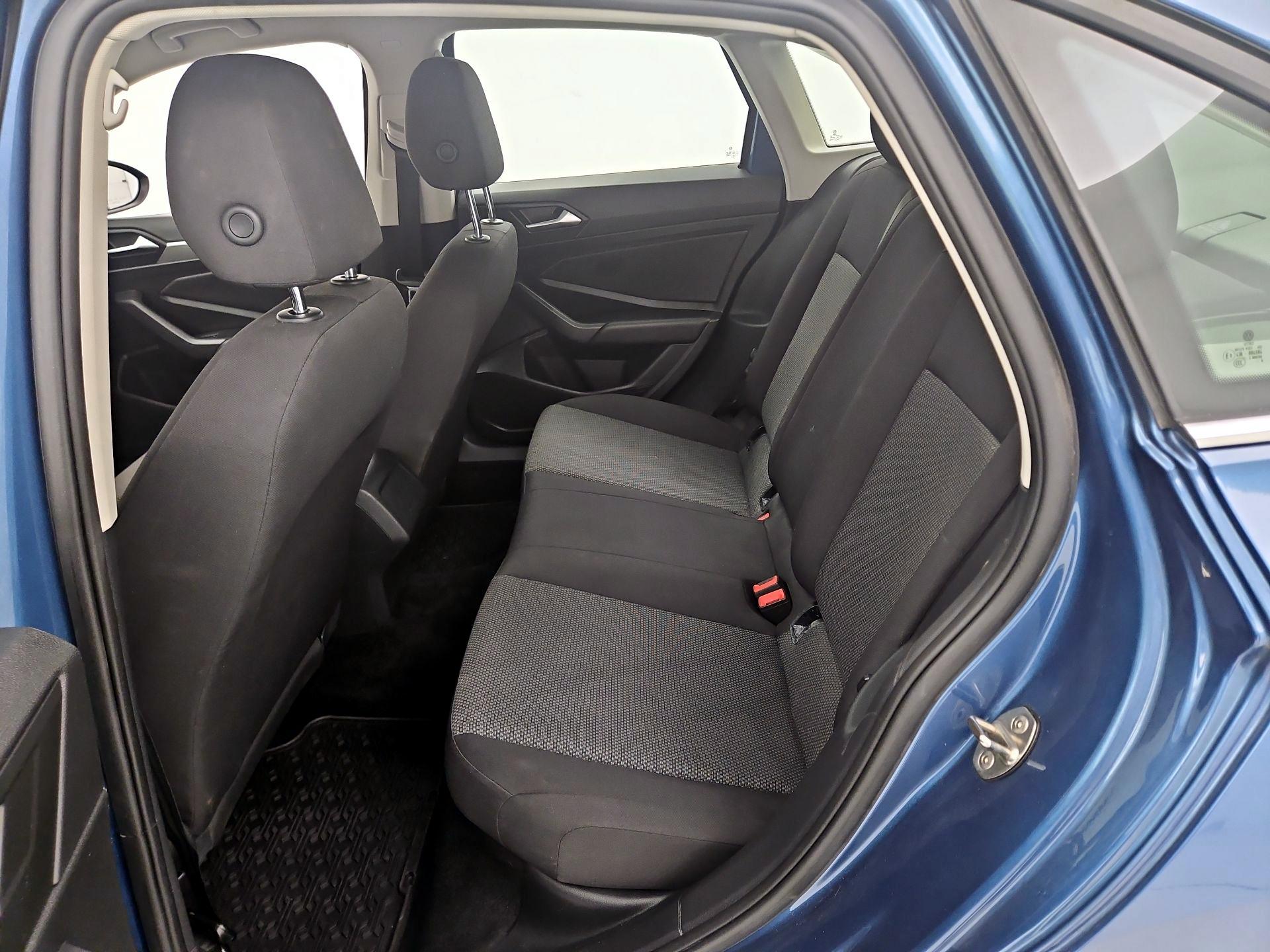 Thumbnail: 2019 Volkswagen Jetta - 19