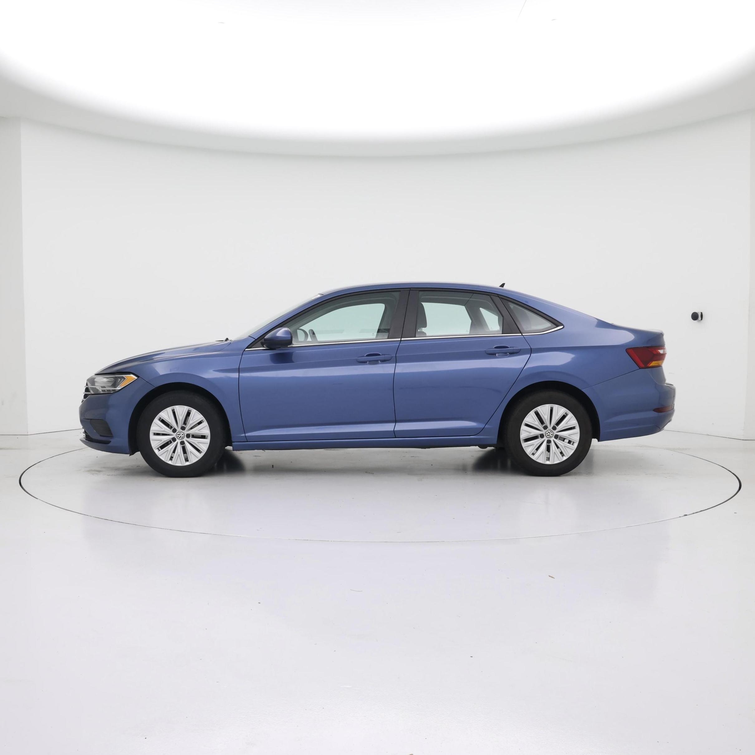 Thumbnail: 2019 Volkswagen Jetta - 3