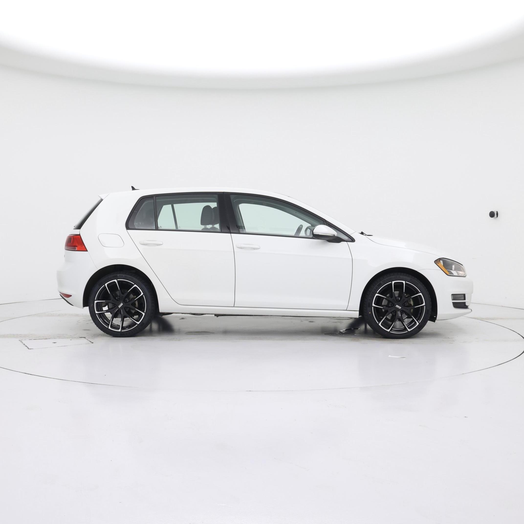 Thumbnail: 2017 Volkswagen Golf - 7