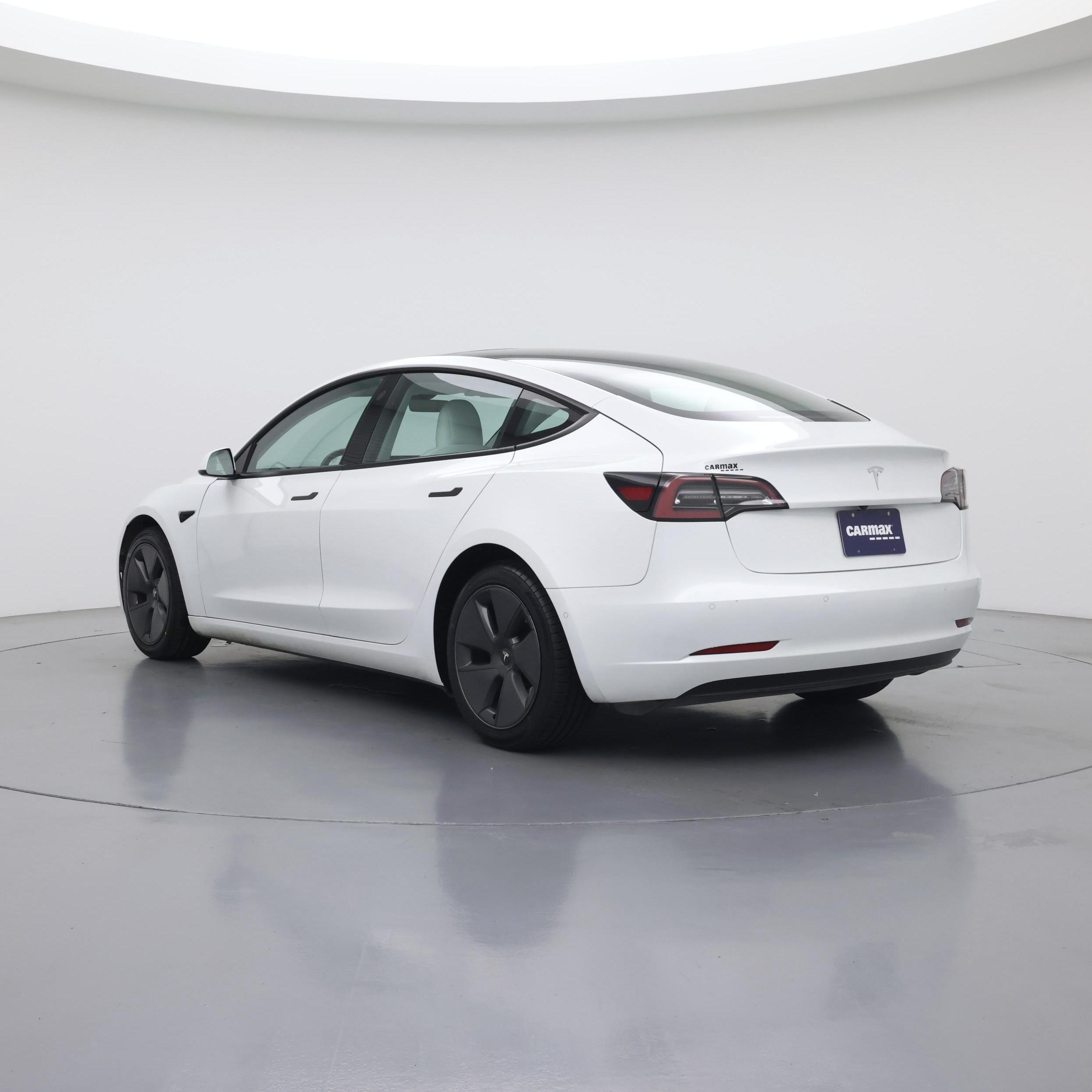 Thumbnail: 2022 Tesla Model 3 - 2