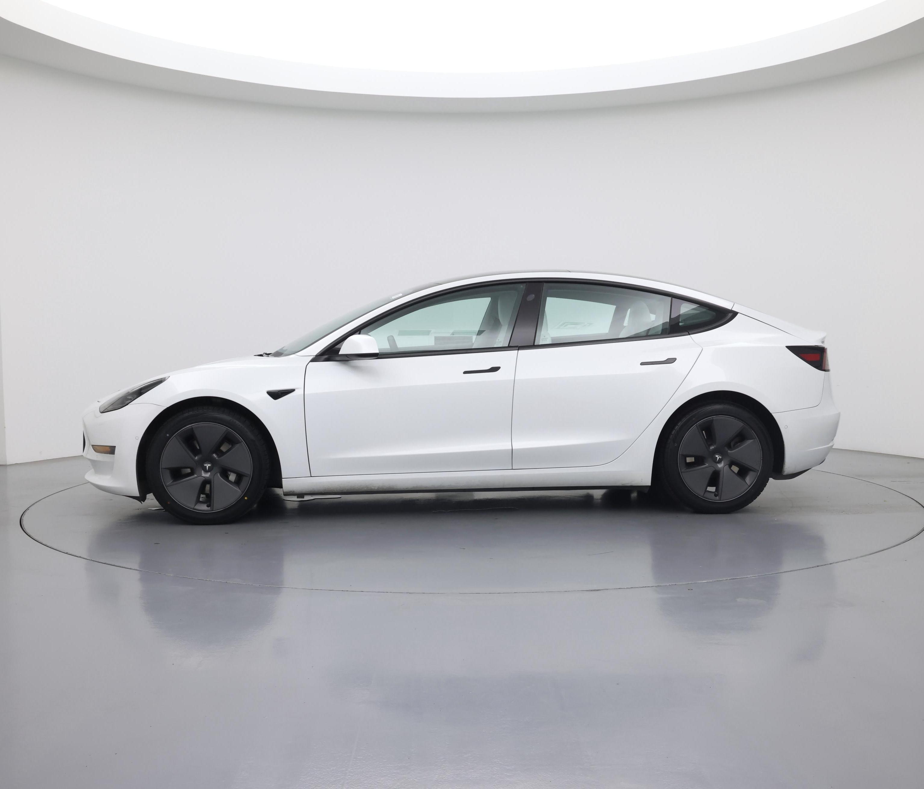 Thumbnail: 2022 Tesla Model 3 - 3