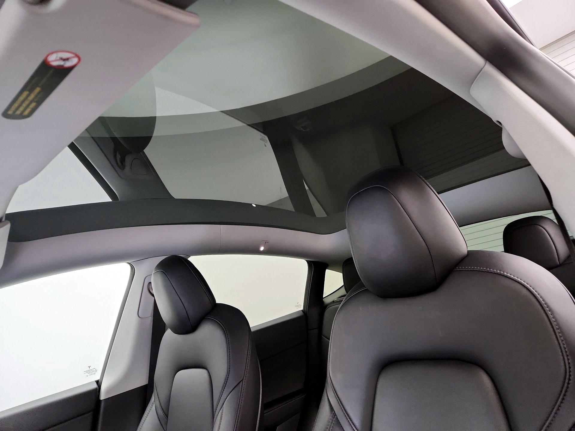 Thumbnail: 2021 Tesla Model Y - 18