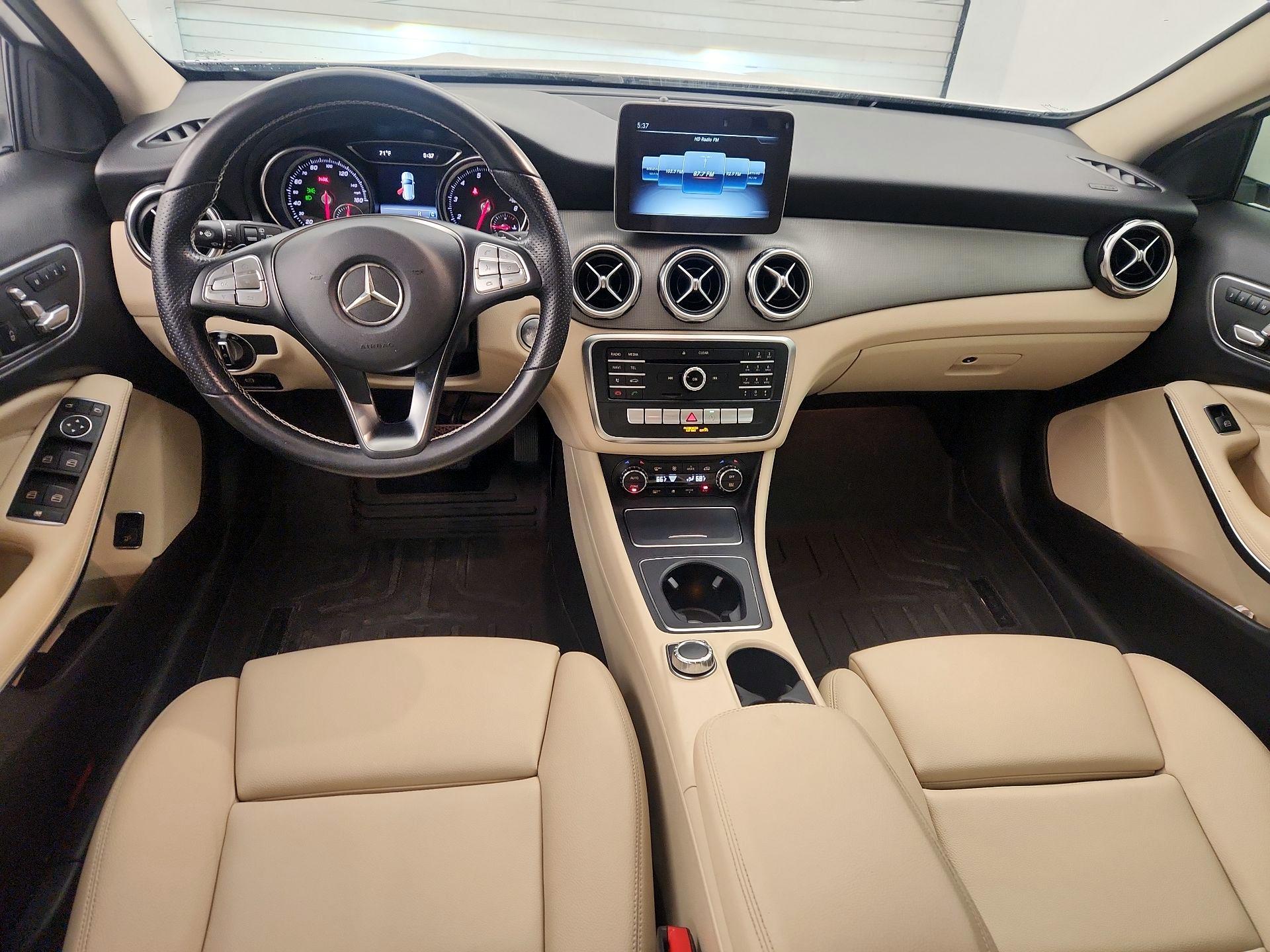 Thumbnail: 2020 Mercedes-Benz GLA - 9