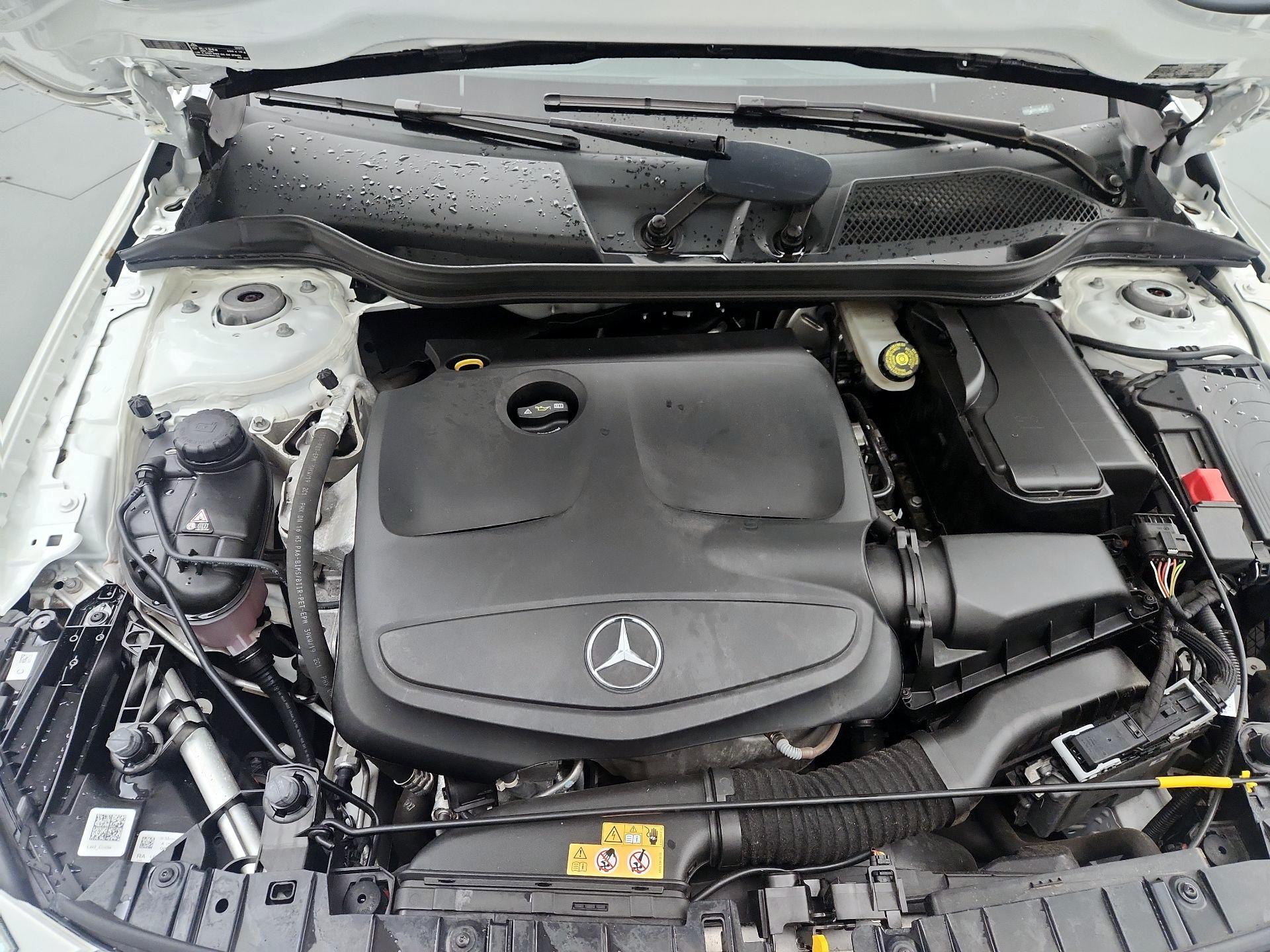 Thumbnail: 2020 Mercedes-Benz GLA - 20