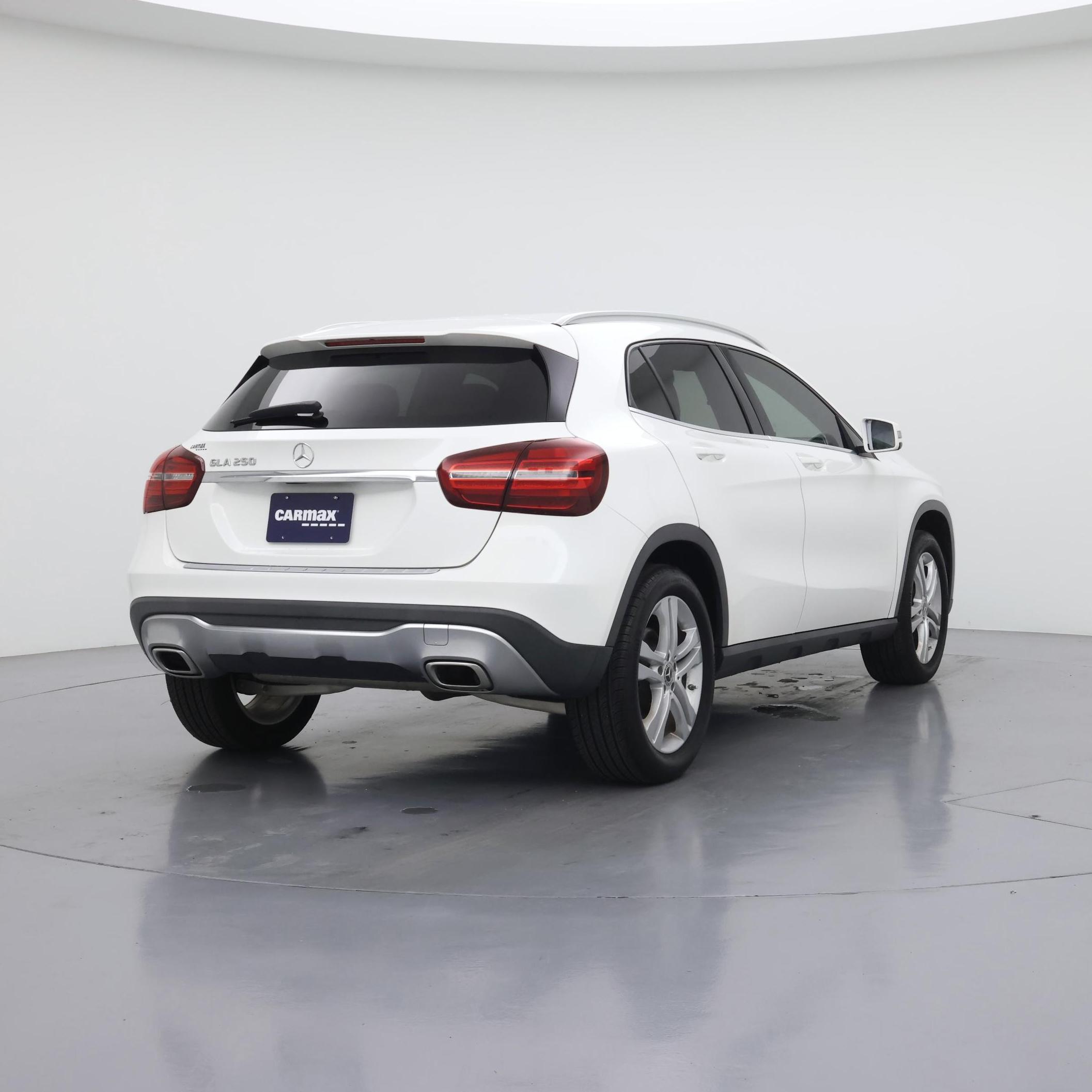 Thumbnail: 2020 Mercedes-Benz GLA - 8
