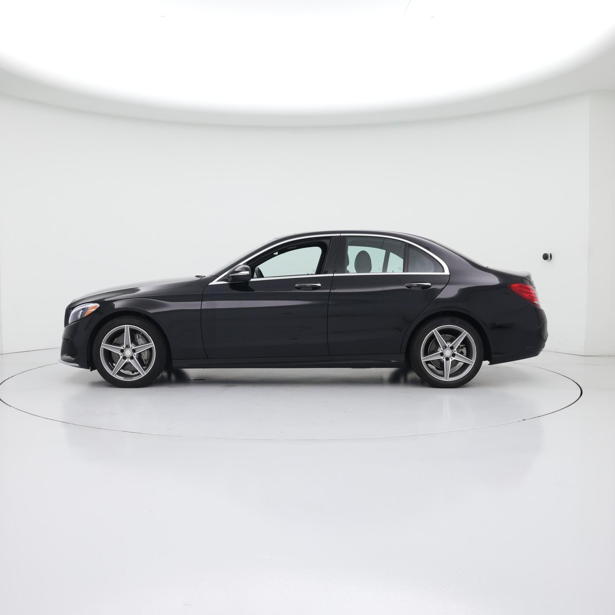 Thumbnail: 2015 Mercedes-Benz C-Class - 3