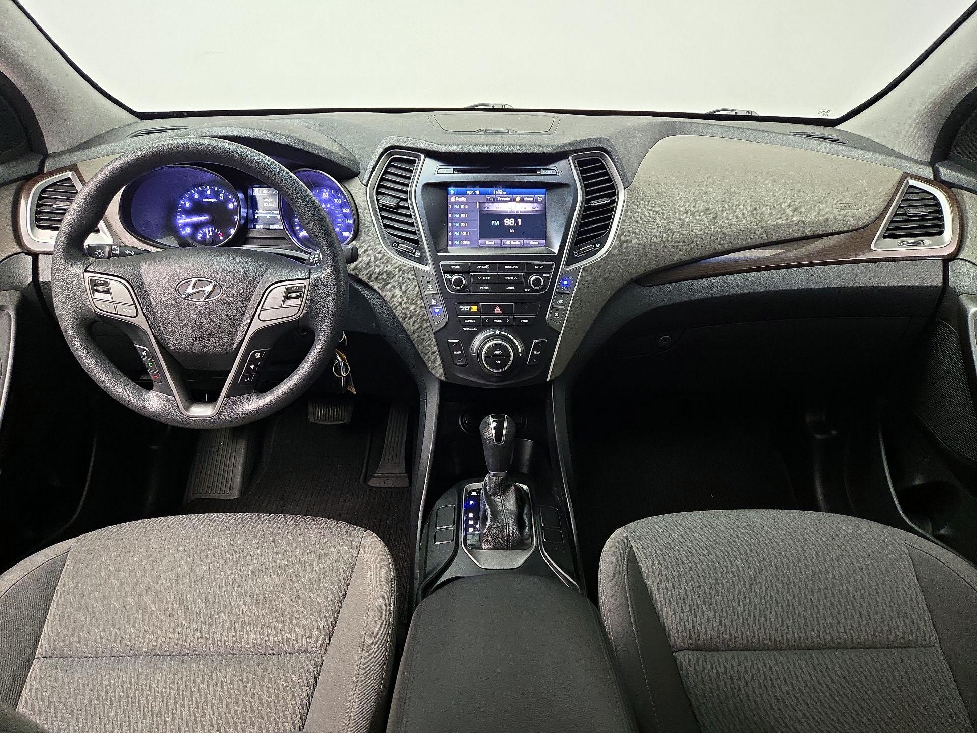 Thumbnail: 2018 Hyundai Santa Fe - 9