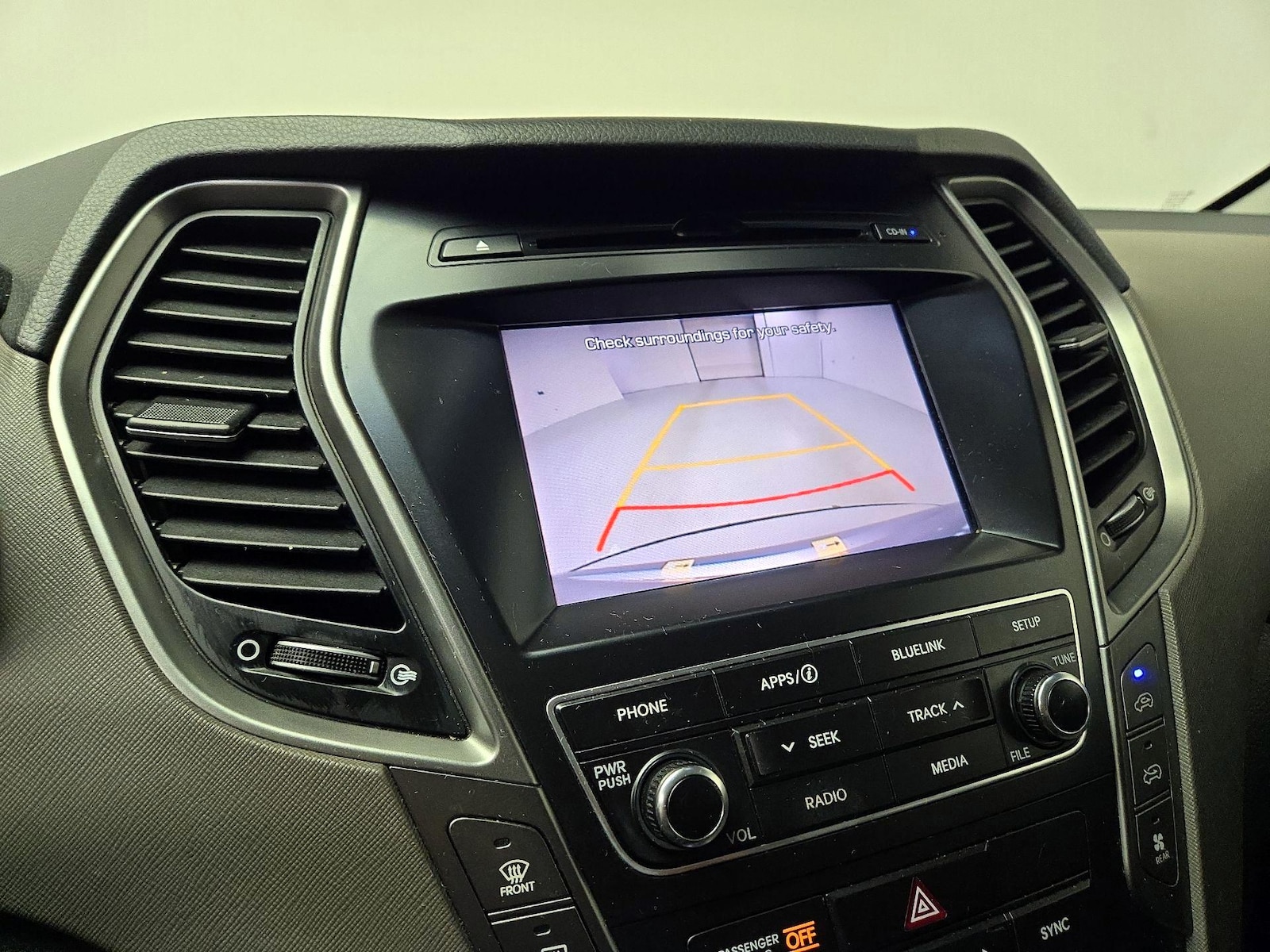 2018 Hyundai Santa Fe SE - Photo 15