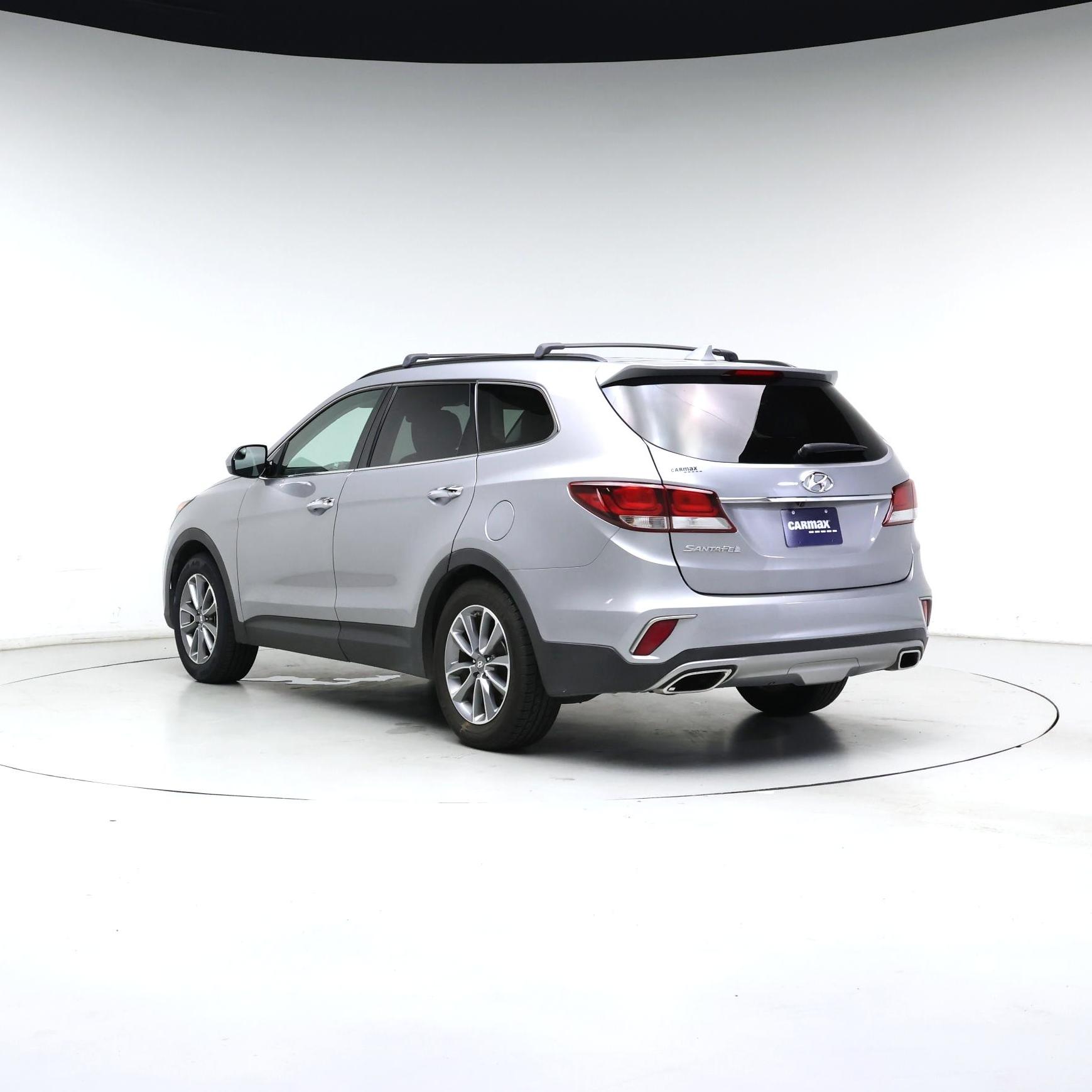 Thumbnail: 2018 Hyundai Santa Fe - 2