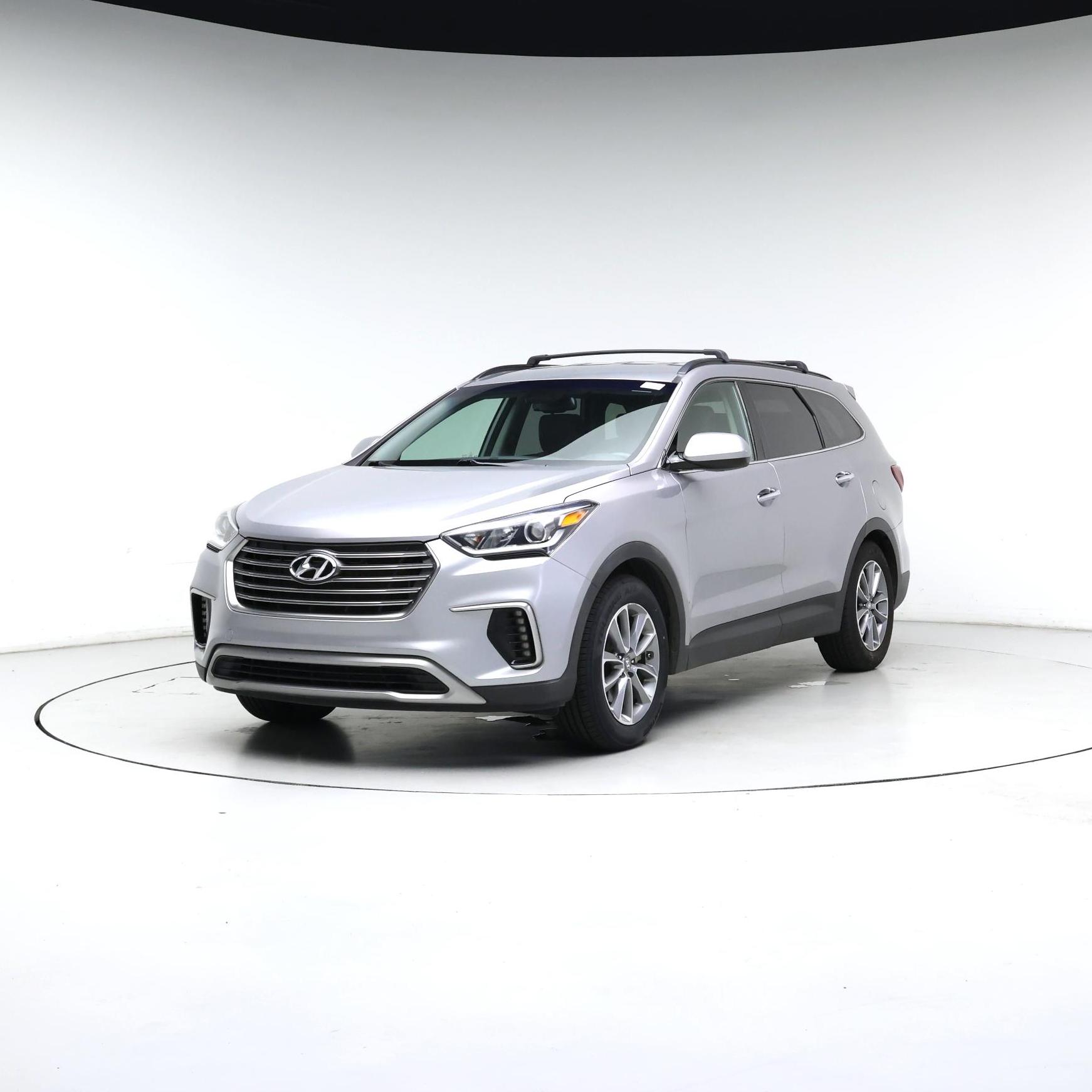 Thumbnail: 2018 Hyundai Santa Fe - 4