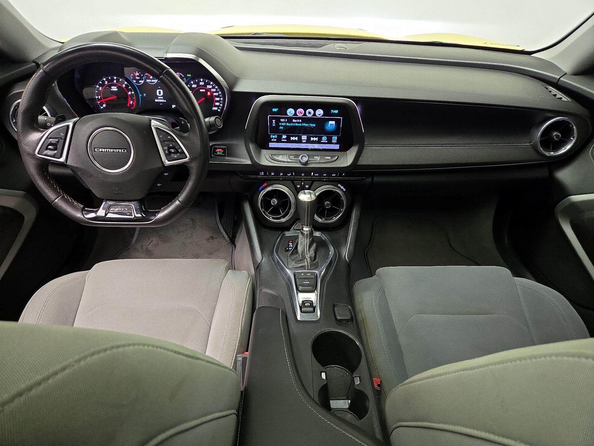 Thumbnail: 2017 Chevrolet Camaro - 9