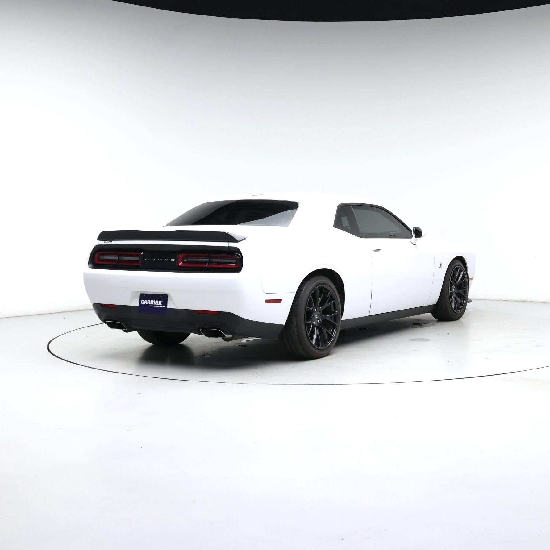 Thumbnail: 2018 Dodge Challenger - 8