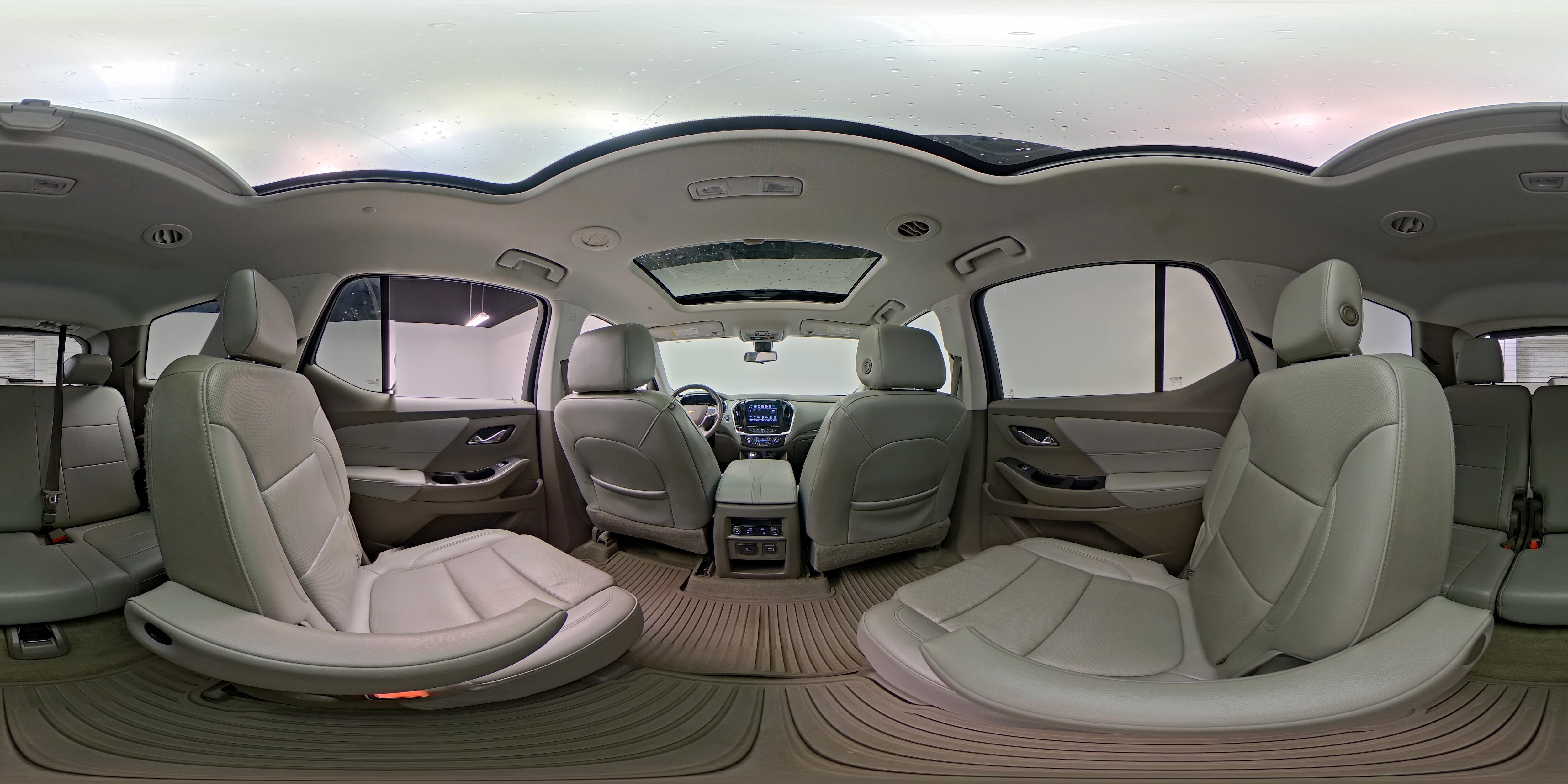 2018 Chevrolet Traverse Premier - Photo 31