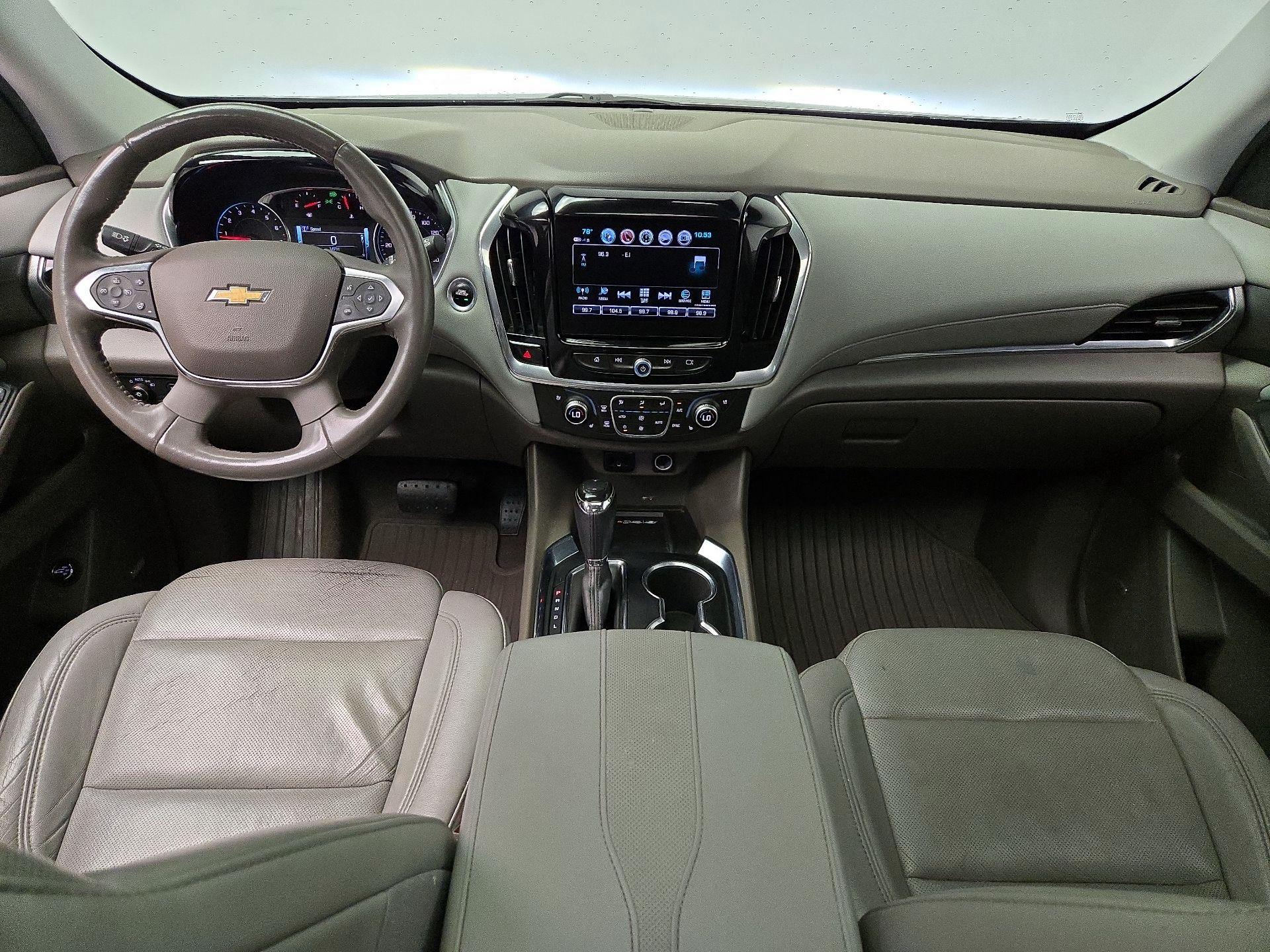 Thumbnail: 2018 Chevrolet Traverse - 9