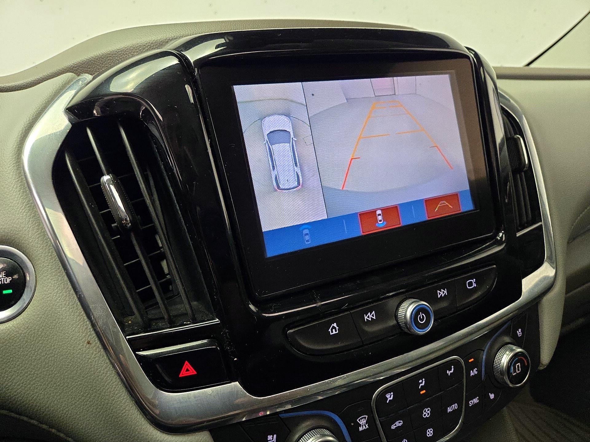 Thumbnail: 2018 Chevrolet Traverse - 15