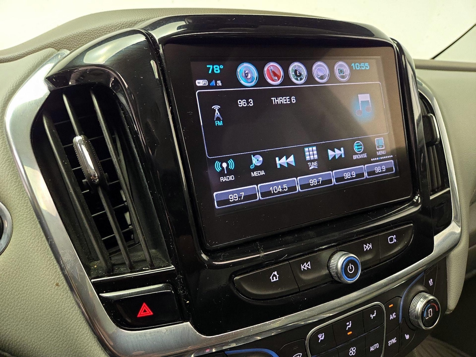 2018 Chevrolet Traverse Premier - Photo 17