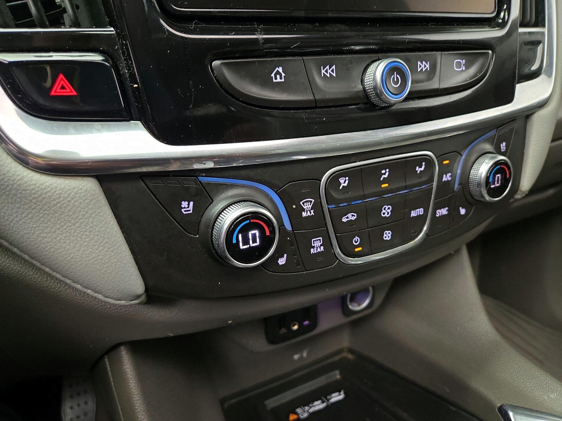 Thumbnail: 2018 Chevrolet Traverse - 17