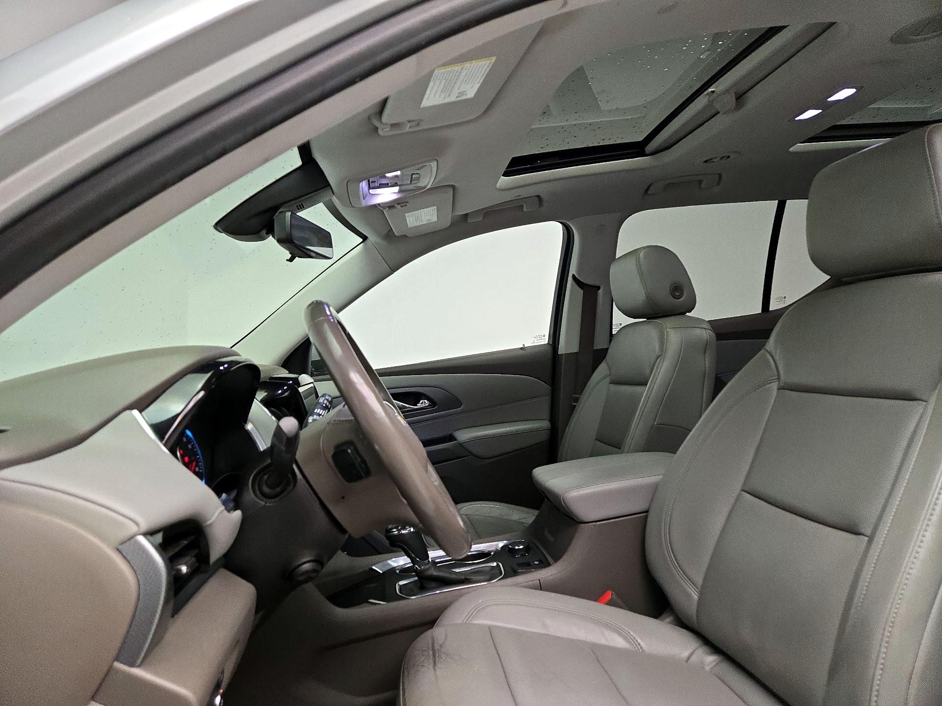 Thumbnail: 2018 Chevrolet Traverse - 20