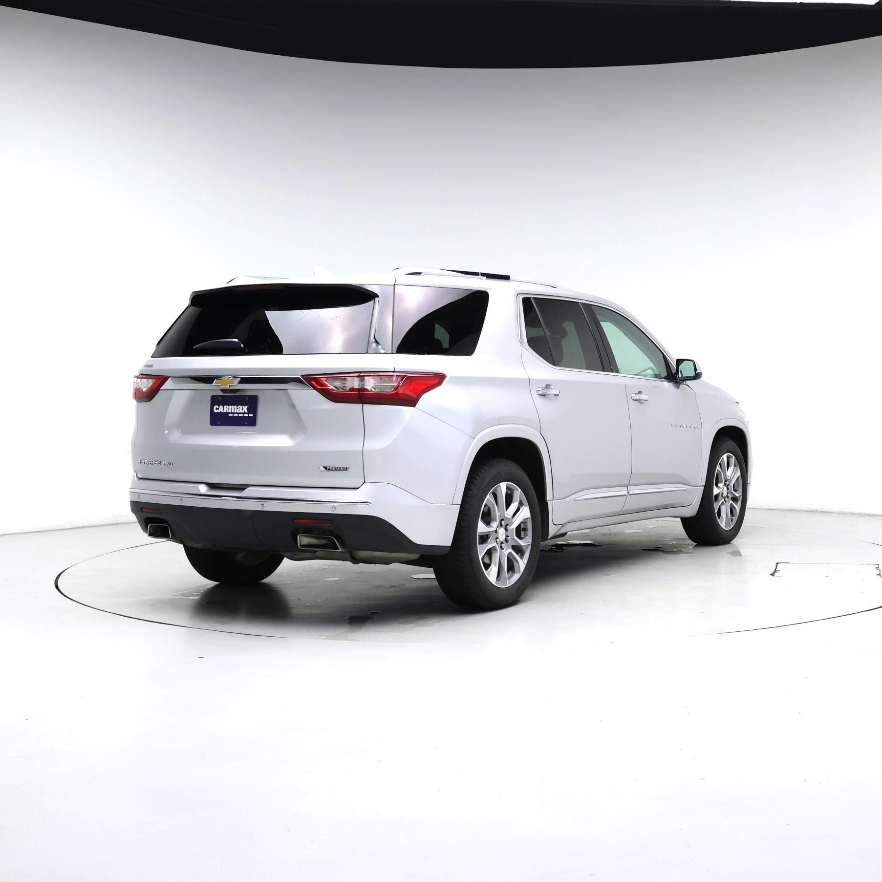 Thumbnail: 2018 Chevrolet Traverse - 8