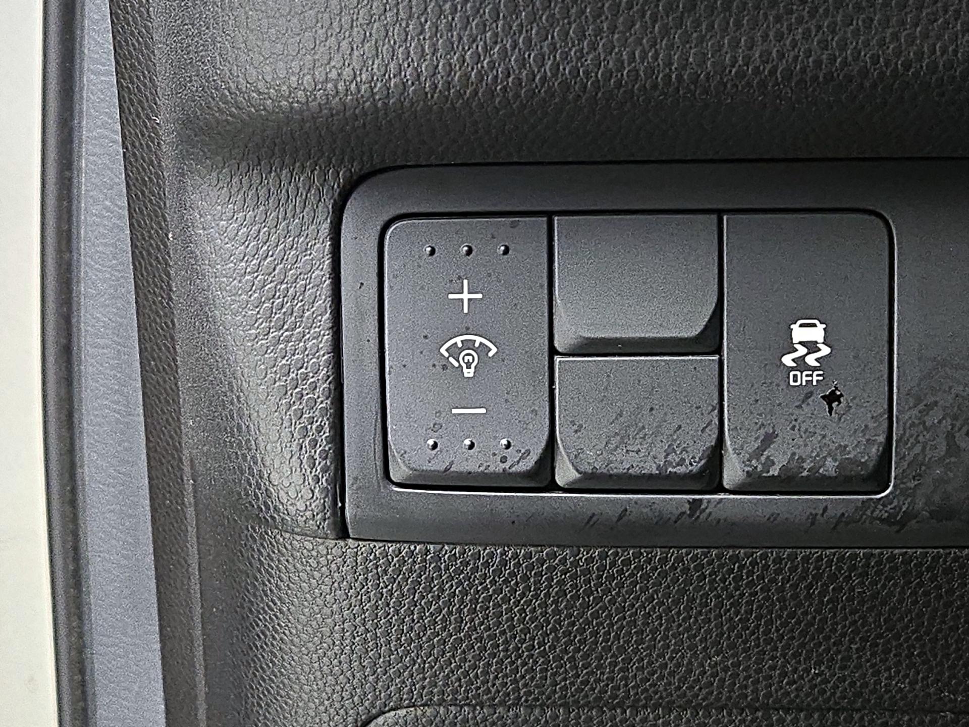 Thumbnail: 2016 Kia Soul - 13