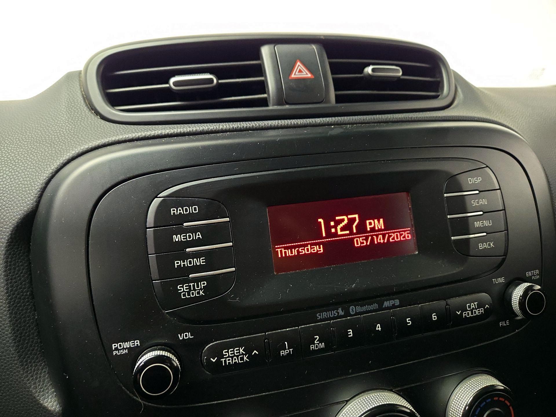 Thumbnail: 2016 Kia Soul - 14