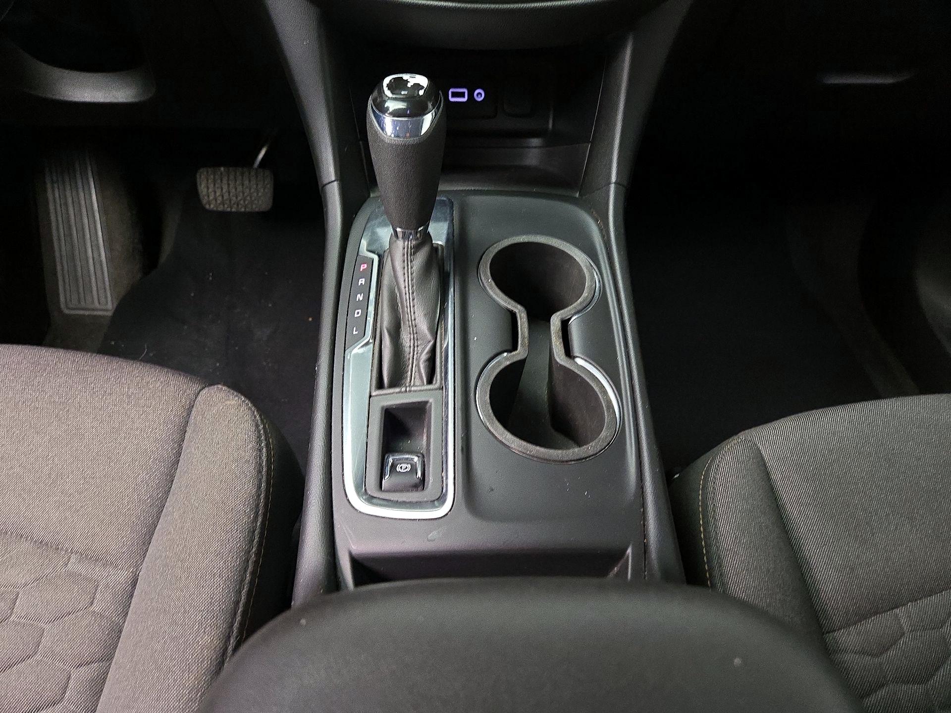 Thumbnail: 2020 Chevrolet Equinox - 17