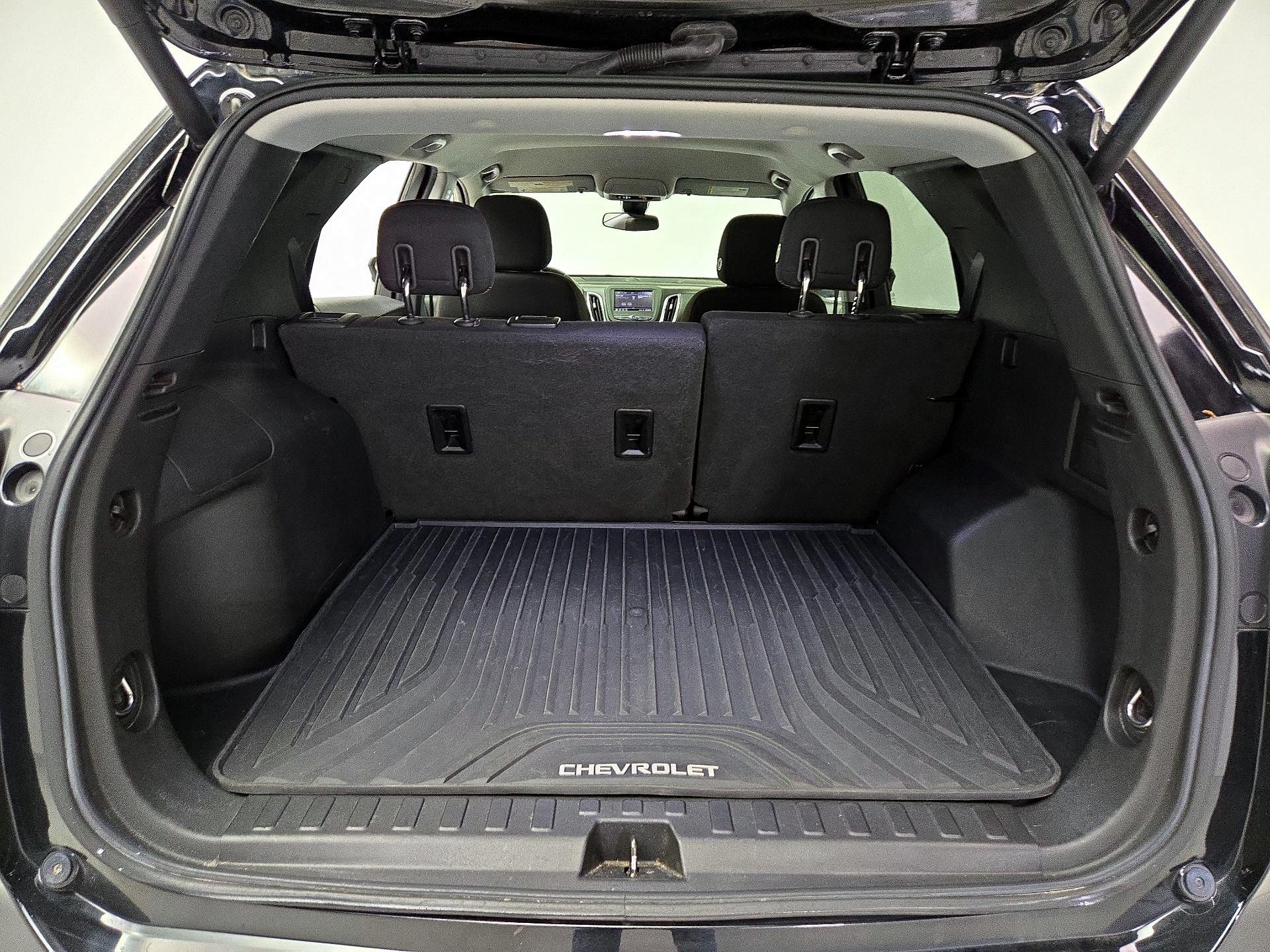 Thumbnail: 2020 Chevrolet Equinox - 20