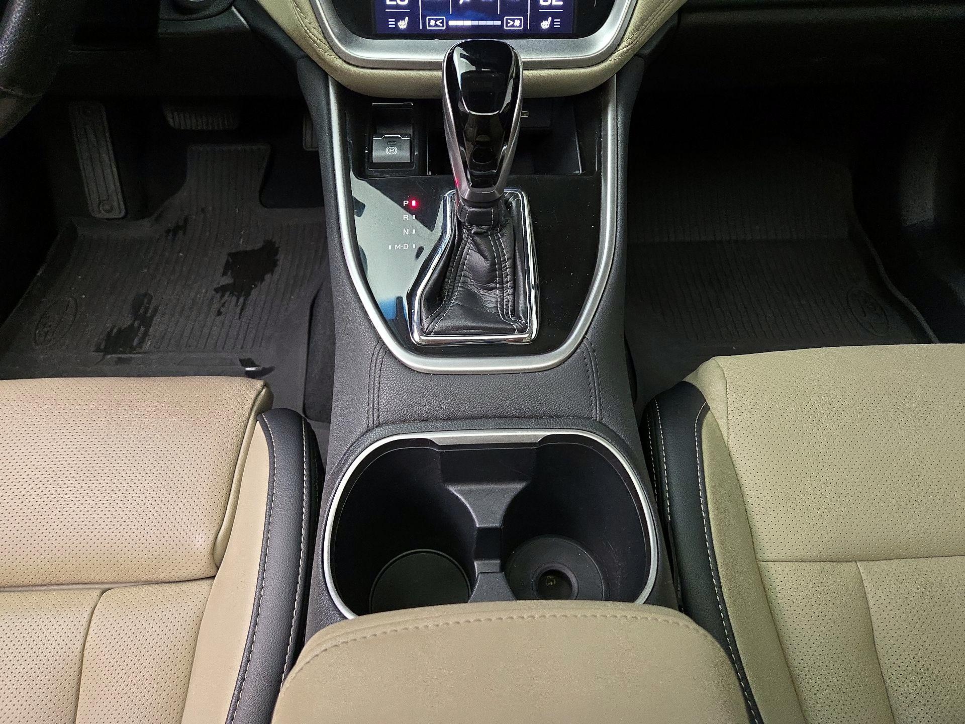 Thumbnail: 2022 Subaru Outback - 18