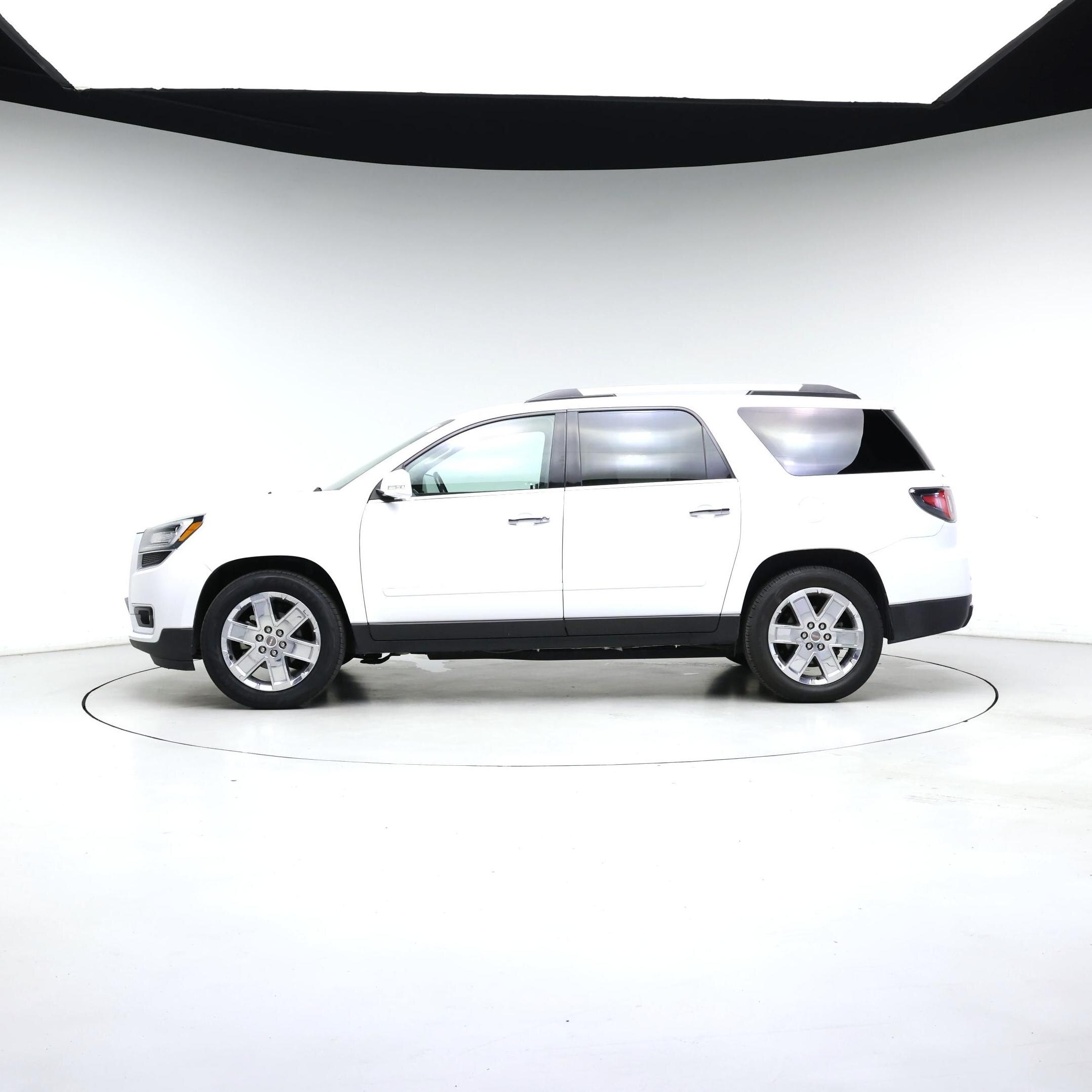 Thumbnail: 2017 GMC Acadia - 3