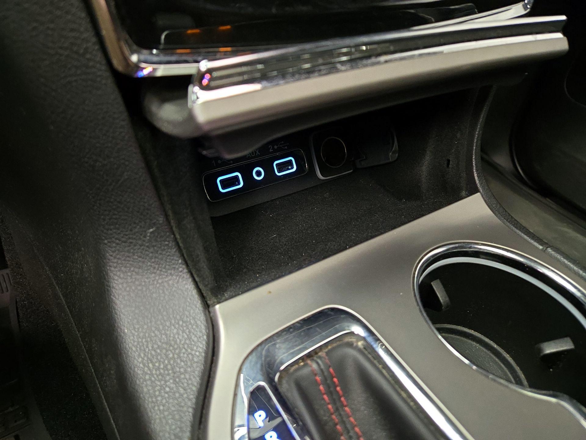 Thumbnail: 2021 Jeep Grand Cherokee - 19