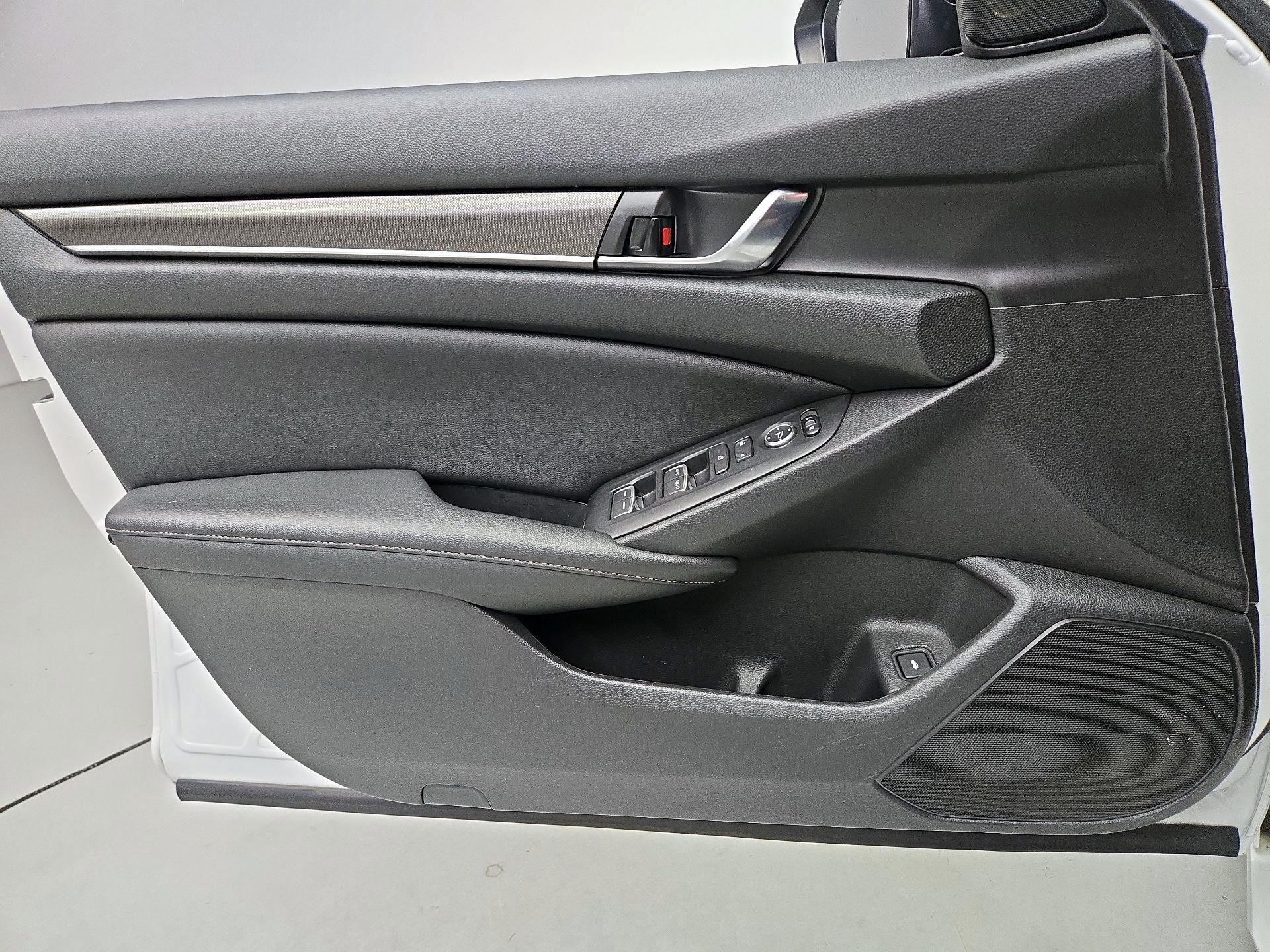 Thumbnail: 2021 Honda Accord - 12