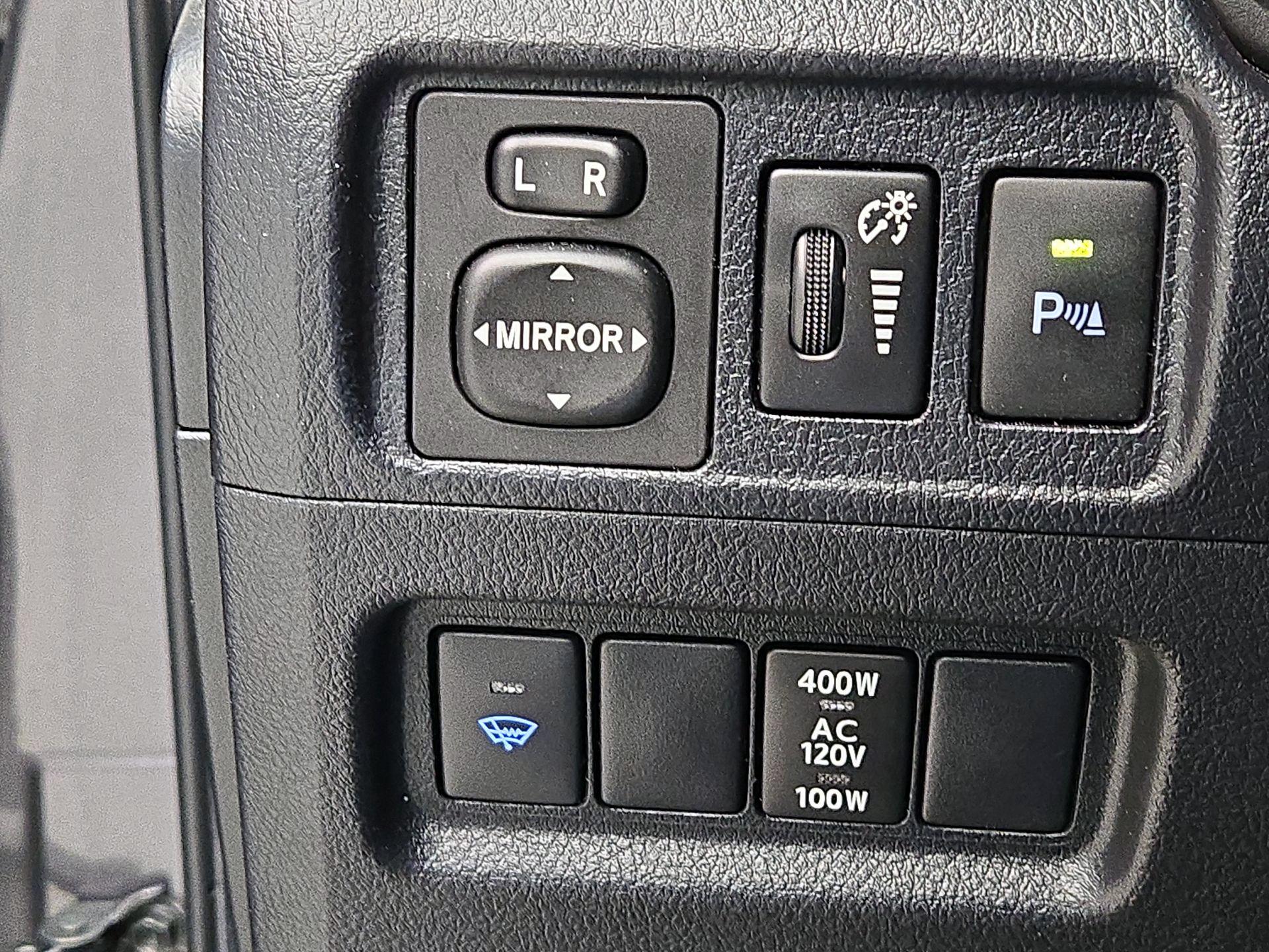 Thumbnail: 2019 Toyota 4Runner - 13