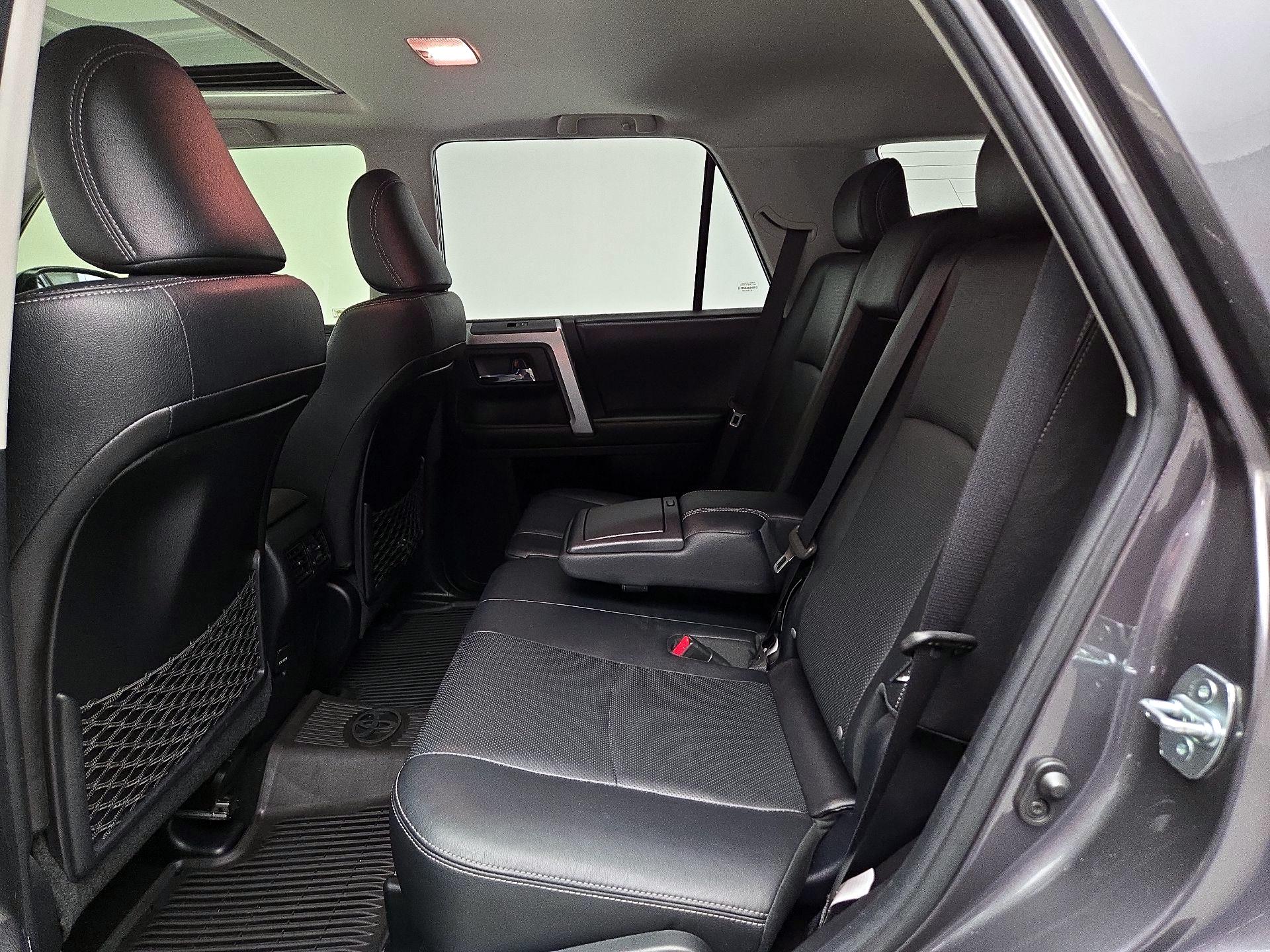 Thumbnail: 2019 Toyota 4Runner - 20