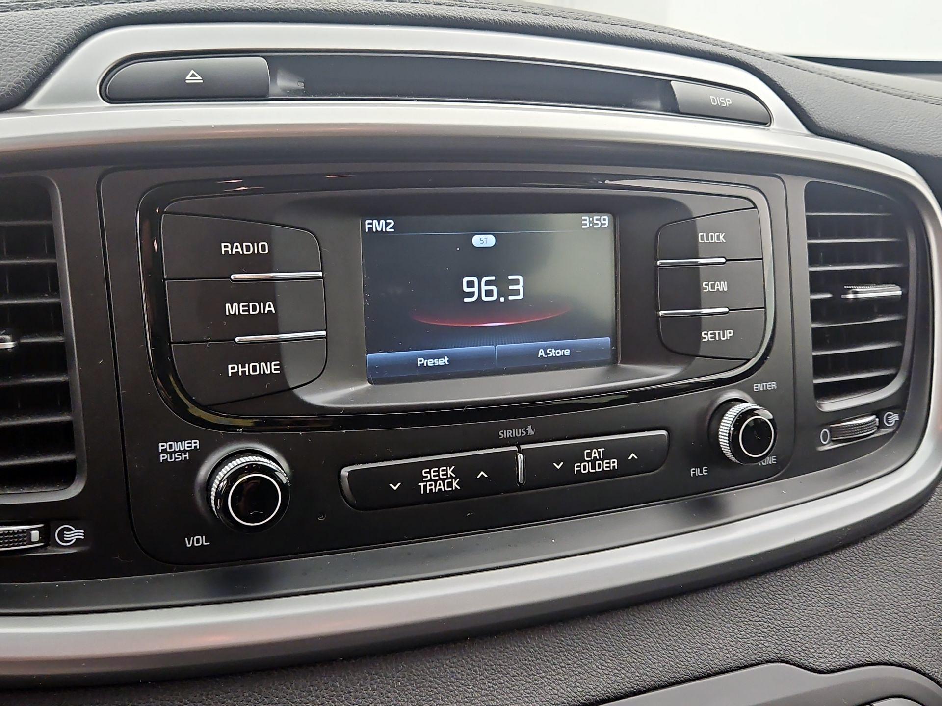 Thumbnail: 2016 Kia Sorento - 15