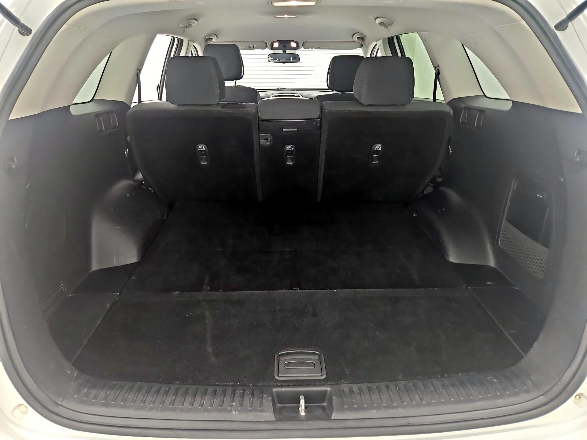 Thumbnail: 2016 Kia Sorento - 20