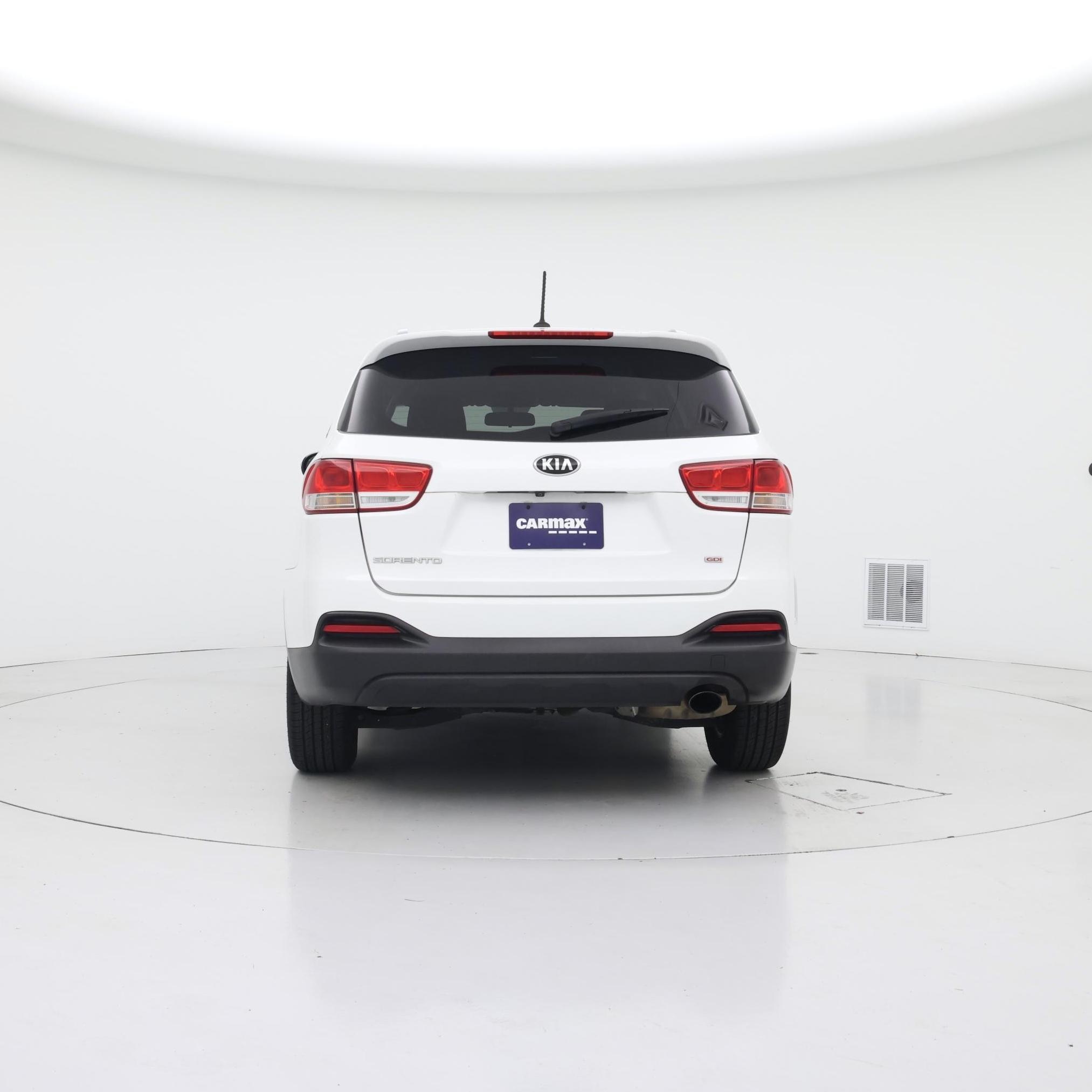 Thumbnail: 2016 Kia Sorento - 6