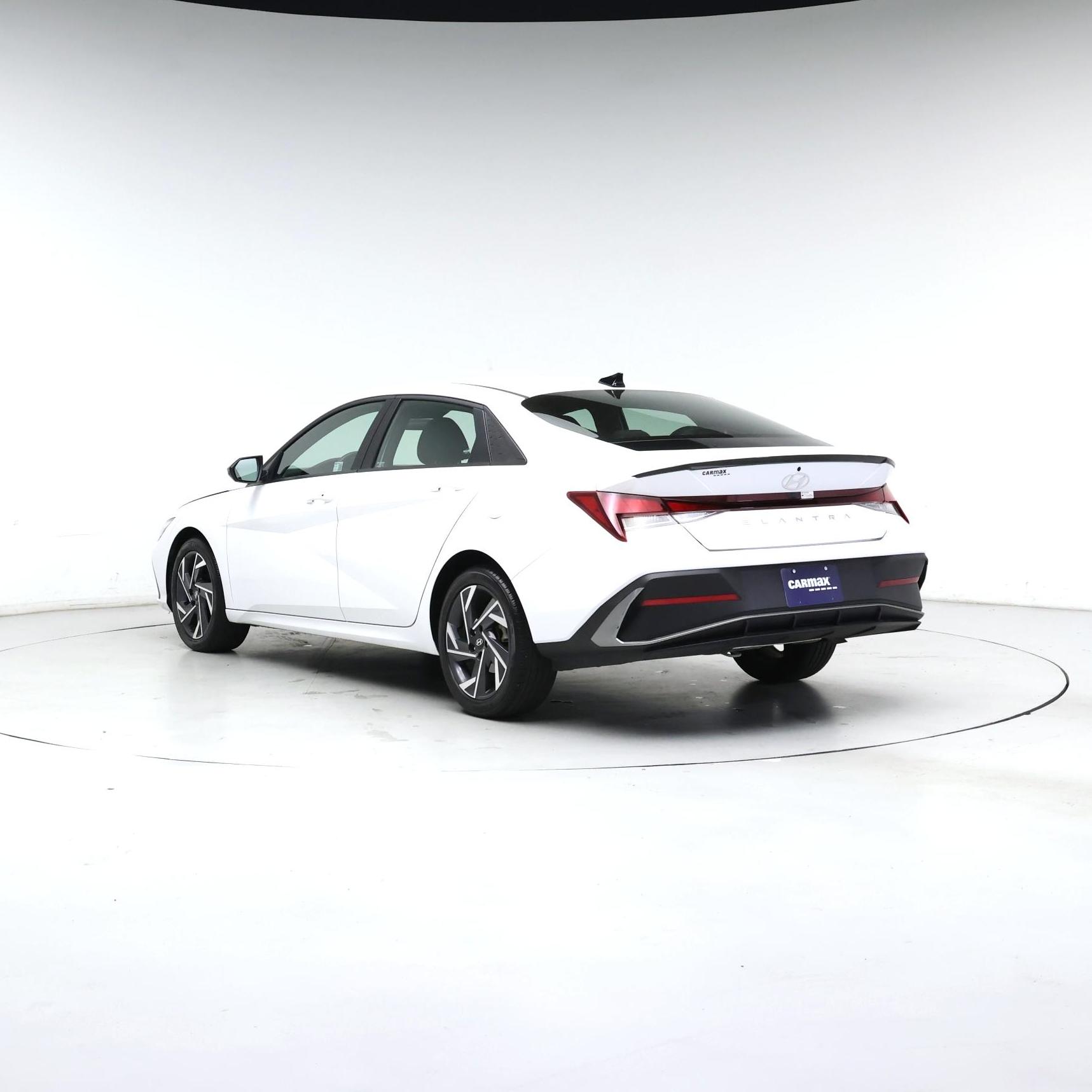 Thumbnail: 2025 Hyundai Elantra - 2