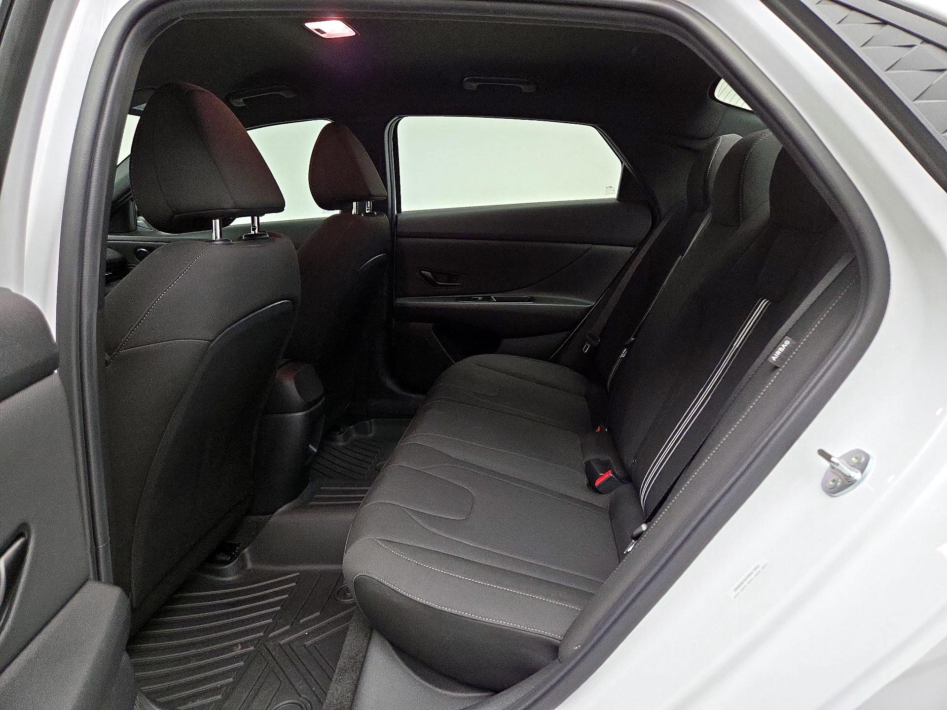 Thumbnail: 2025 Hyundai Elantra - 19