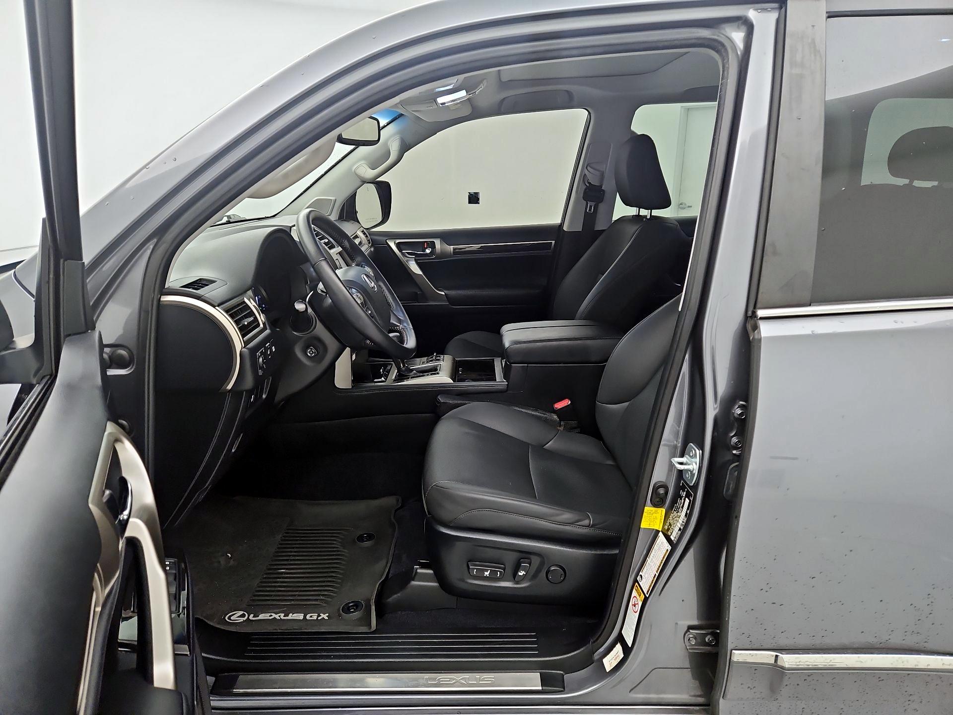 Thumbnail: 2019 Lexus GX - 11