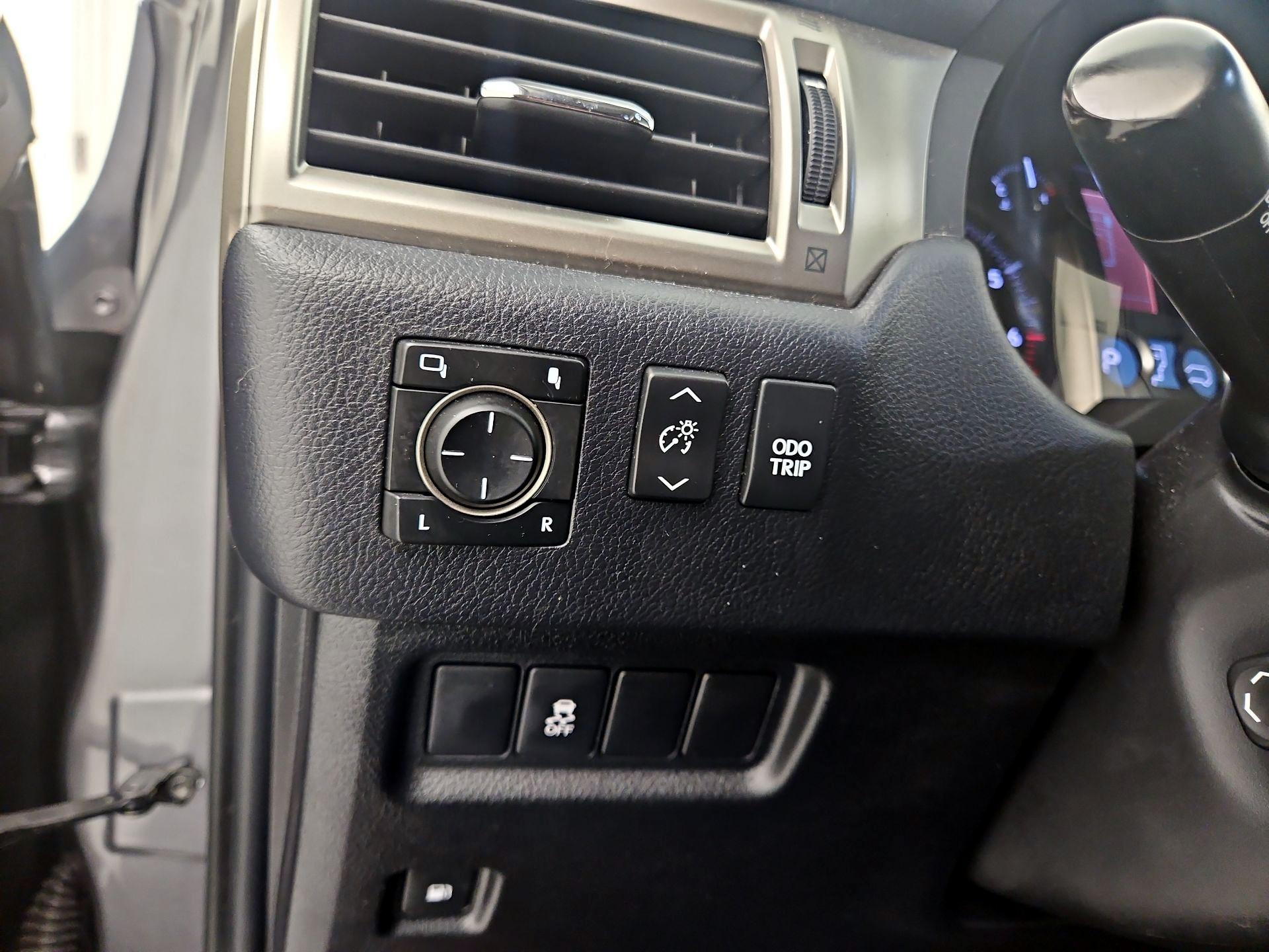 Thumbnail: 2019 Lexus GX - 13