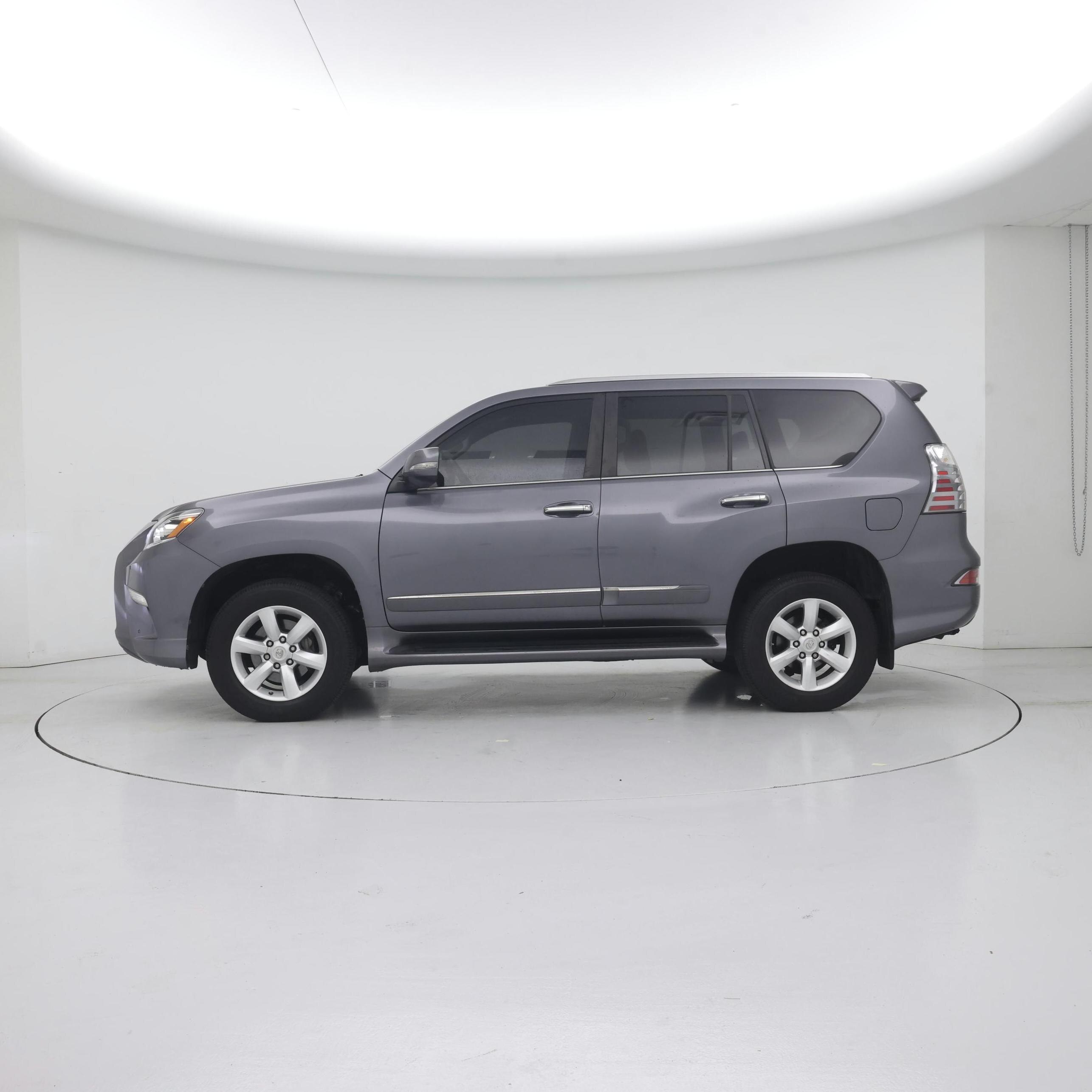 Thumbnail: 2019 Lexus GX - 3
