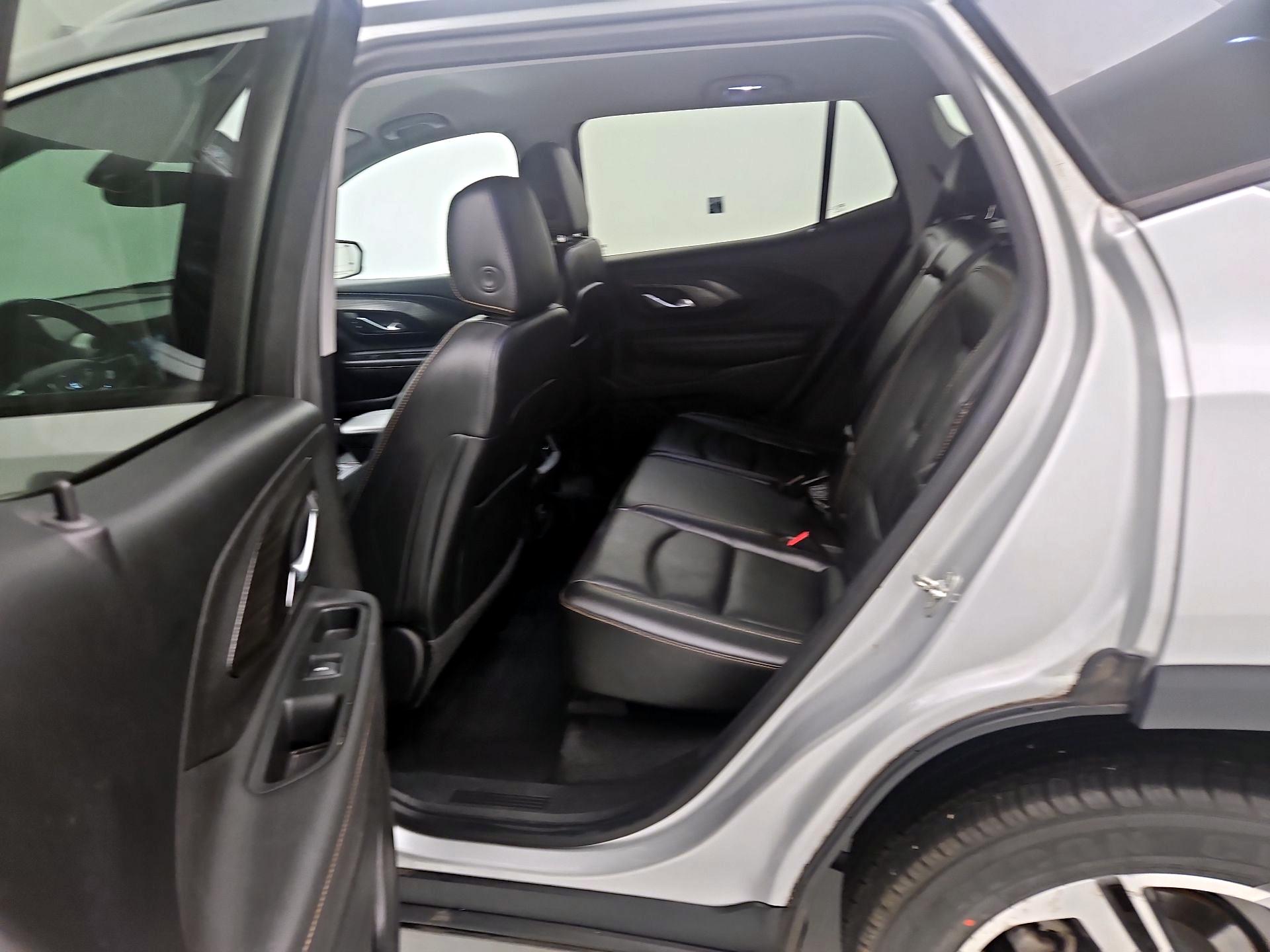 Thumbnail: 2019 GMC Terrain - 19