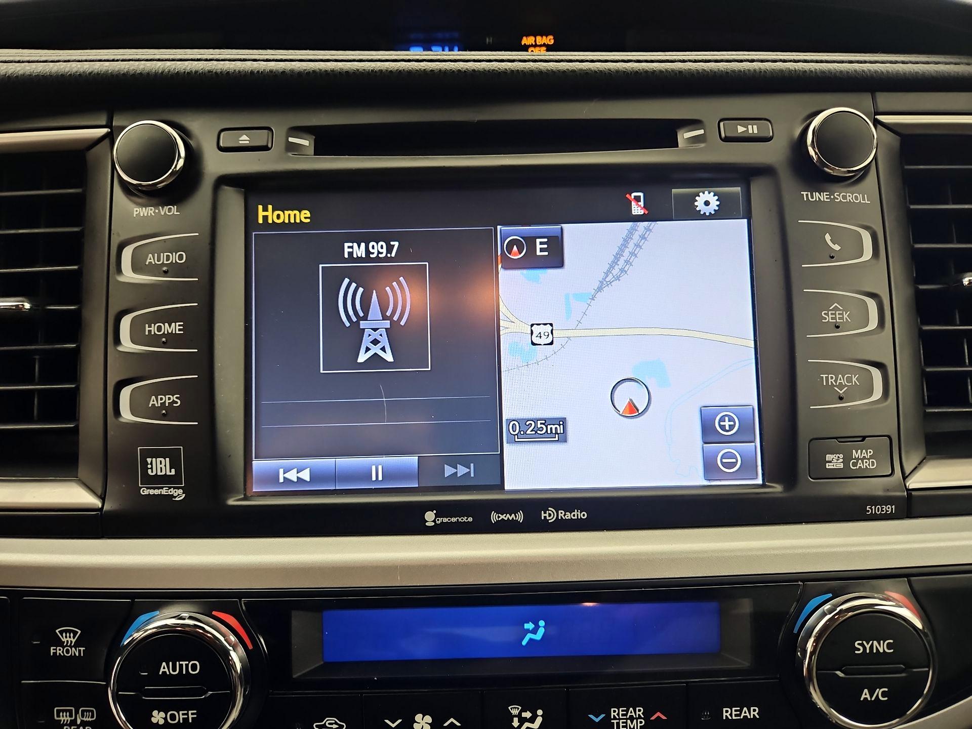 Thumbnail: 2019 Toyota Highlander - 16