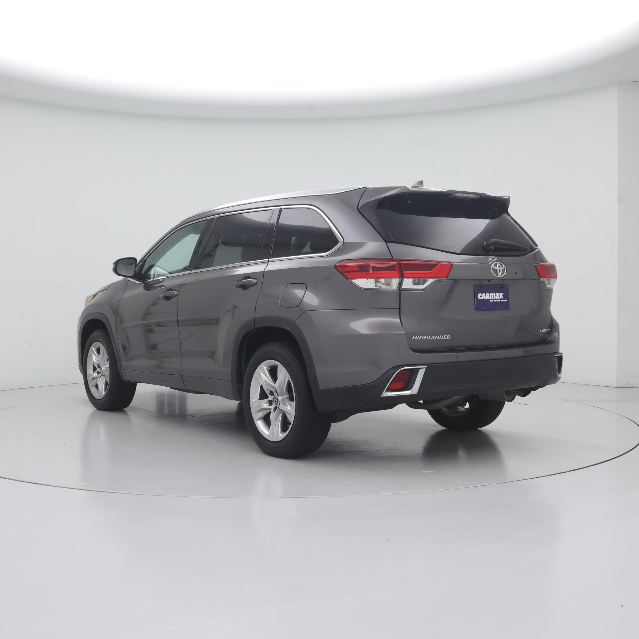 Thumbnail: 2019 Toyota Highlander - 2