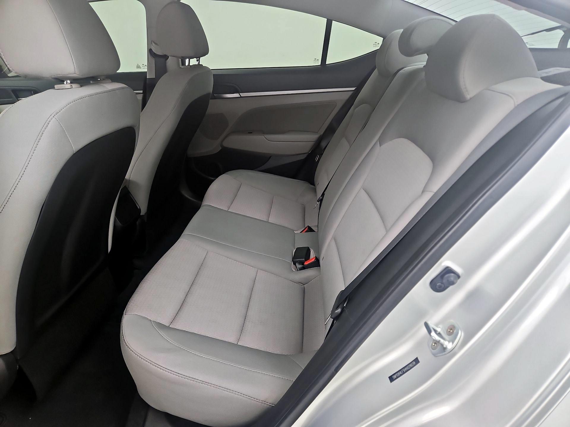 Thumbnail: 2017 Hyundai Elantra - 17