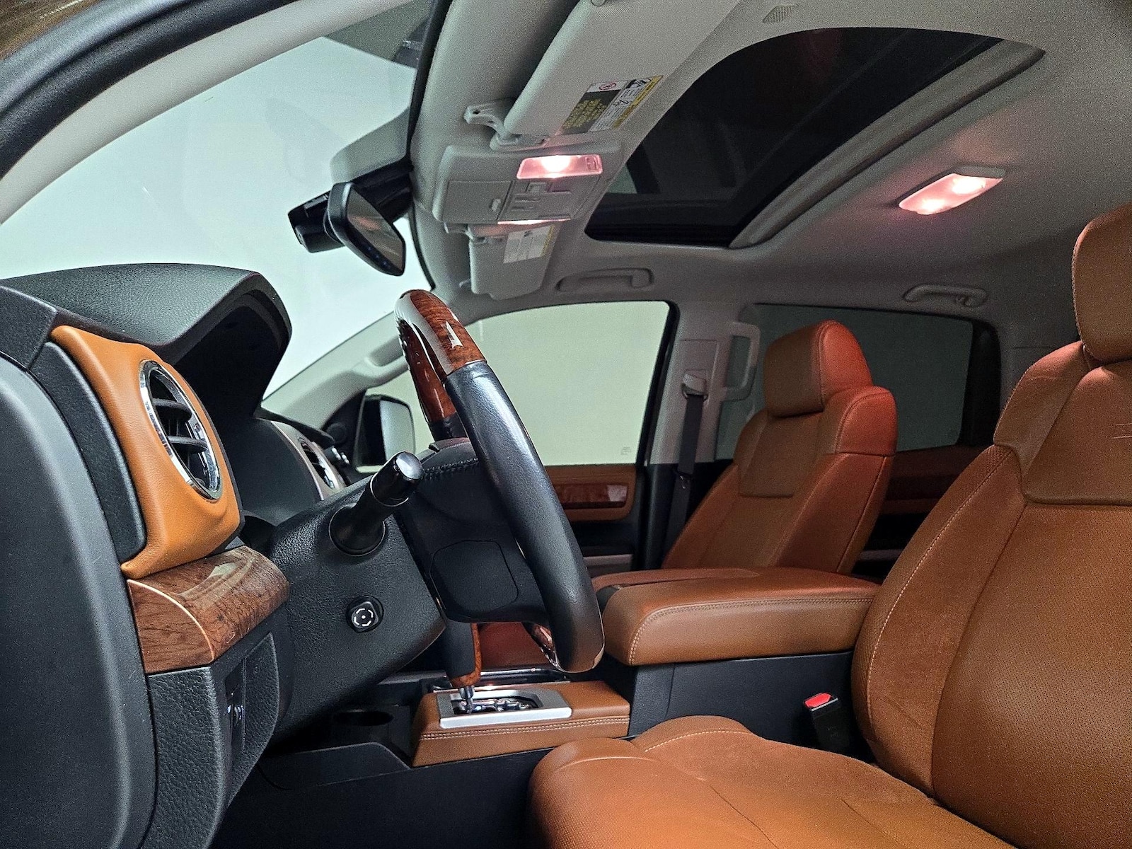 2021 Toyota Tundra 1794 Edition - Photo 21