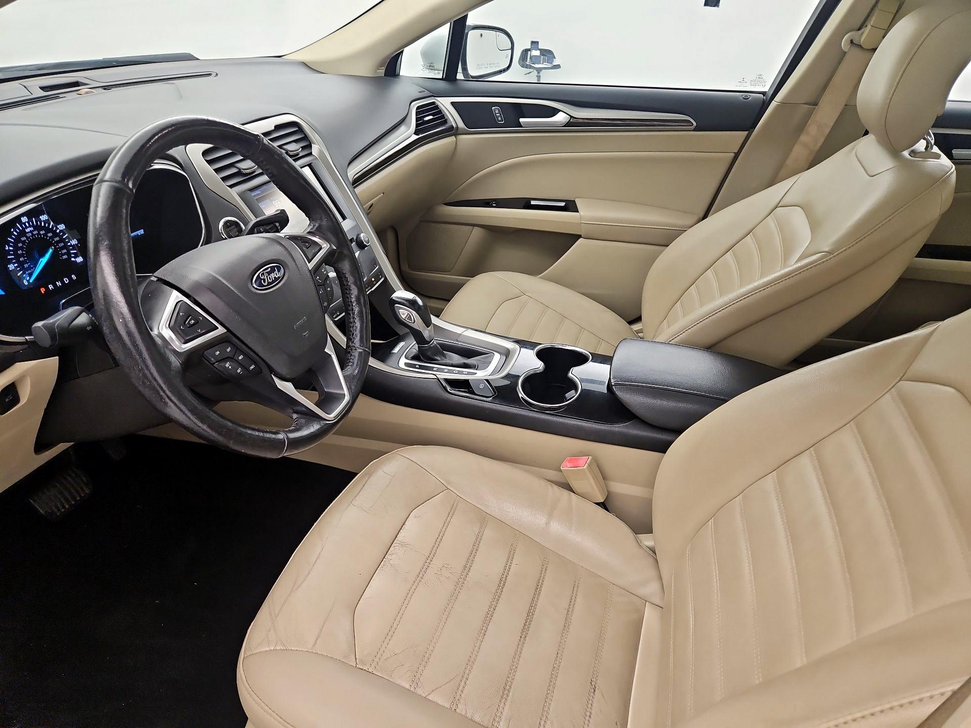 Thumbnail: 2014 Ford Fusion - 11
