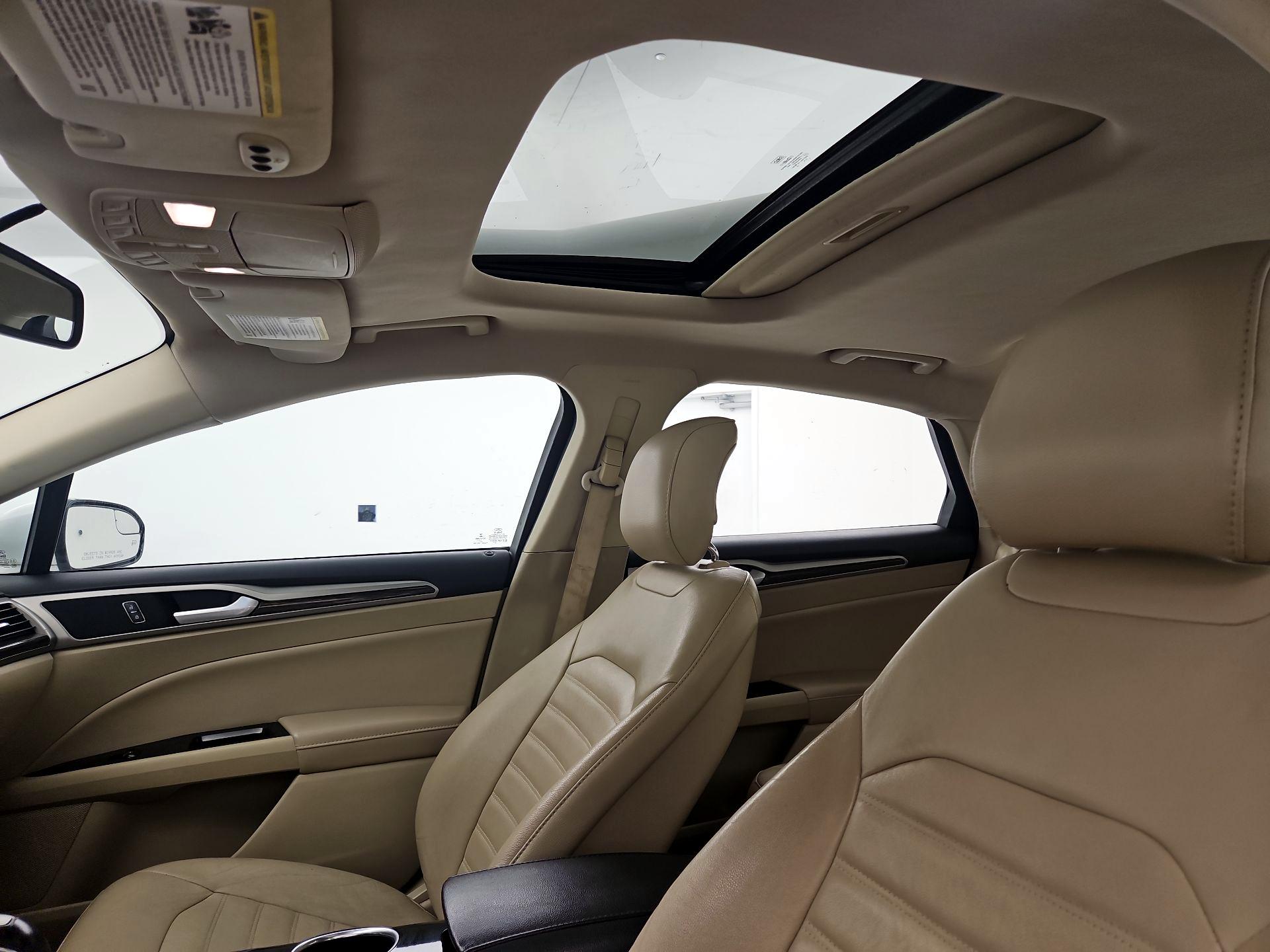Thumbnail: 2014 Ford Fusion - 18